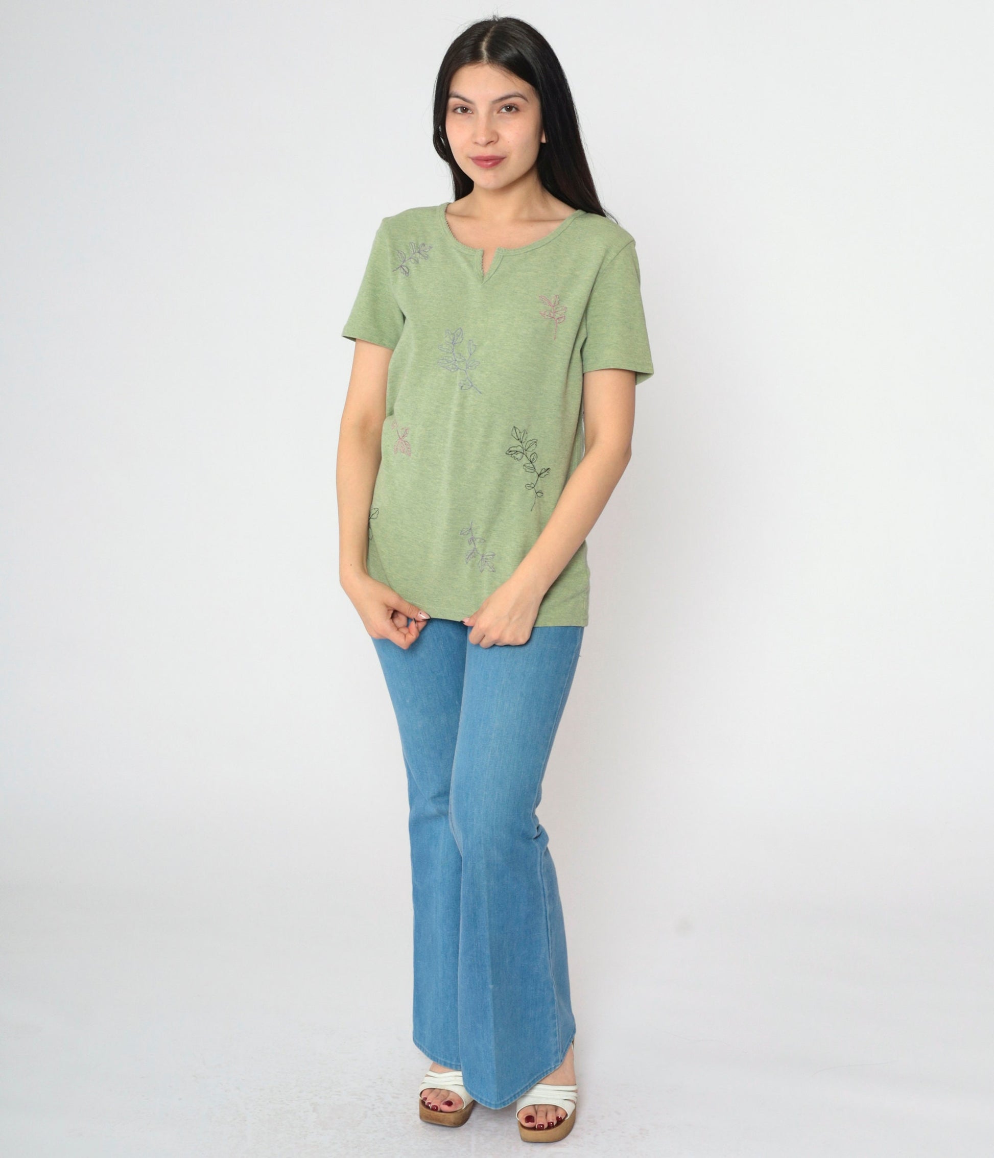 Y2K Leaf Embroidered T-Shirt Green Split Neck Short Sleeve Small S