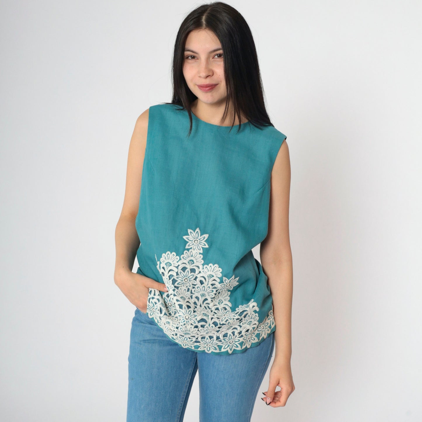 60s Teal Sleeveless Top White Floral Embroidery Round Neck Small S
