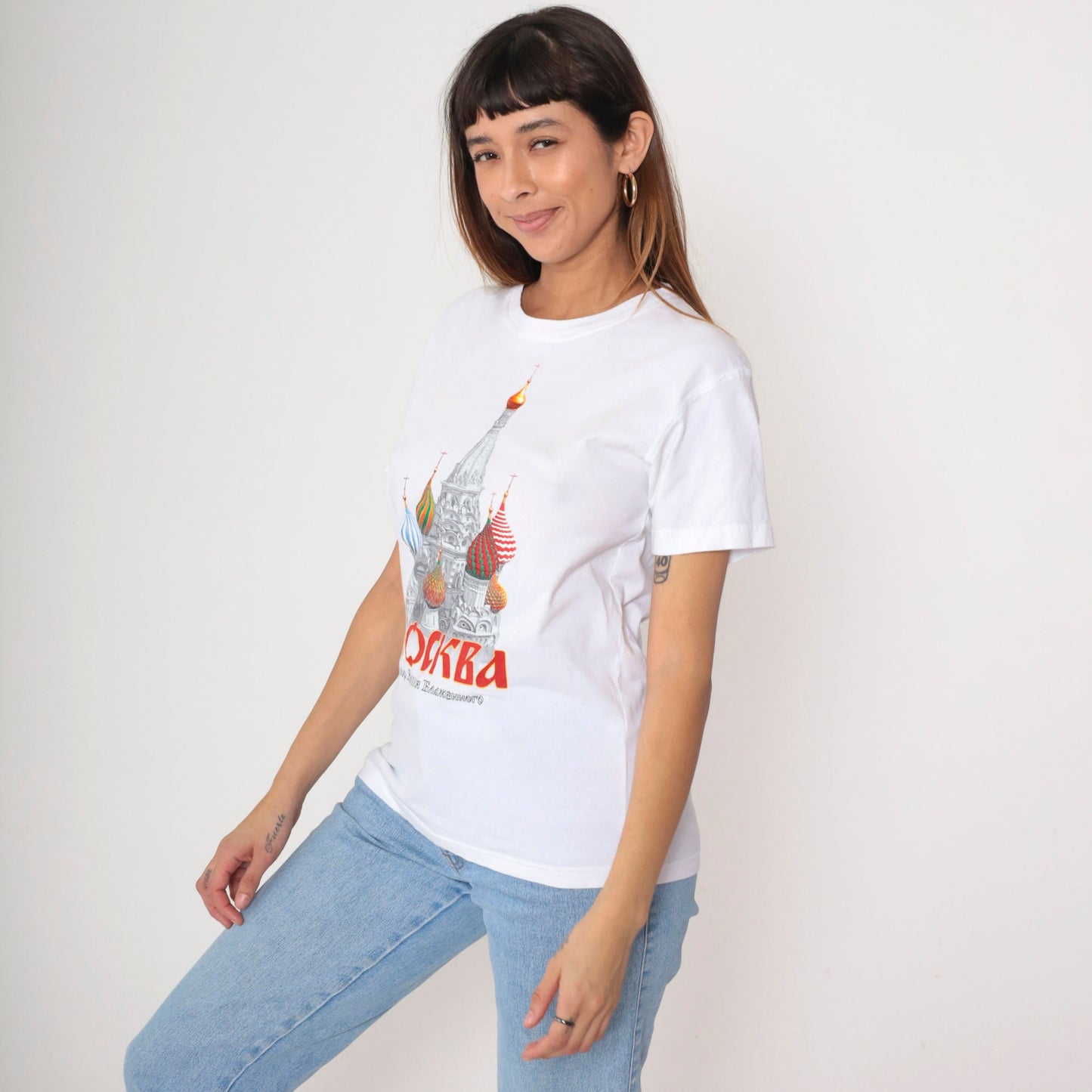 00s Moscow Russia St. Basil's Cathedral Graphic T-Shirt White Small