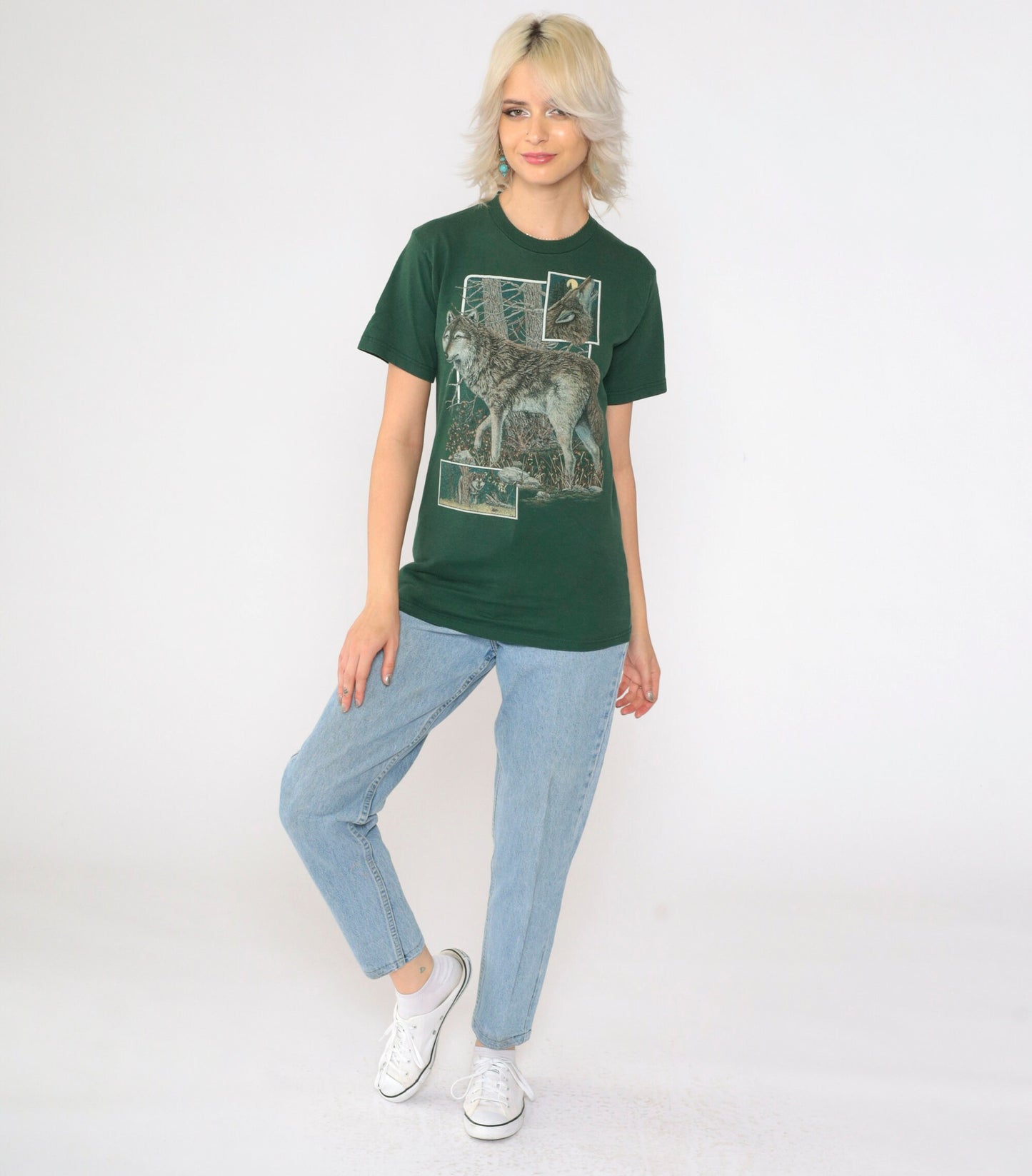 90s Wolf Graphic T-Shirt Green Cotton Crewneck Small S