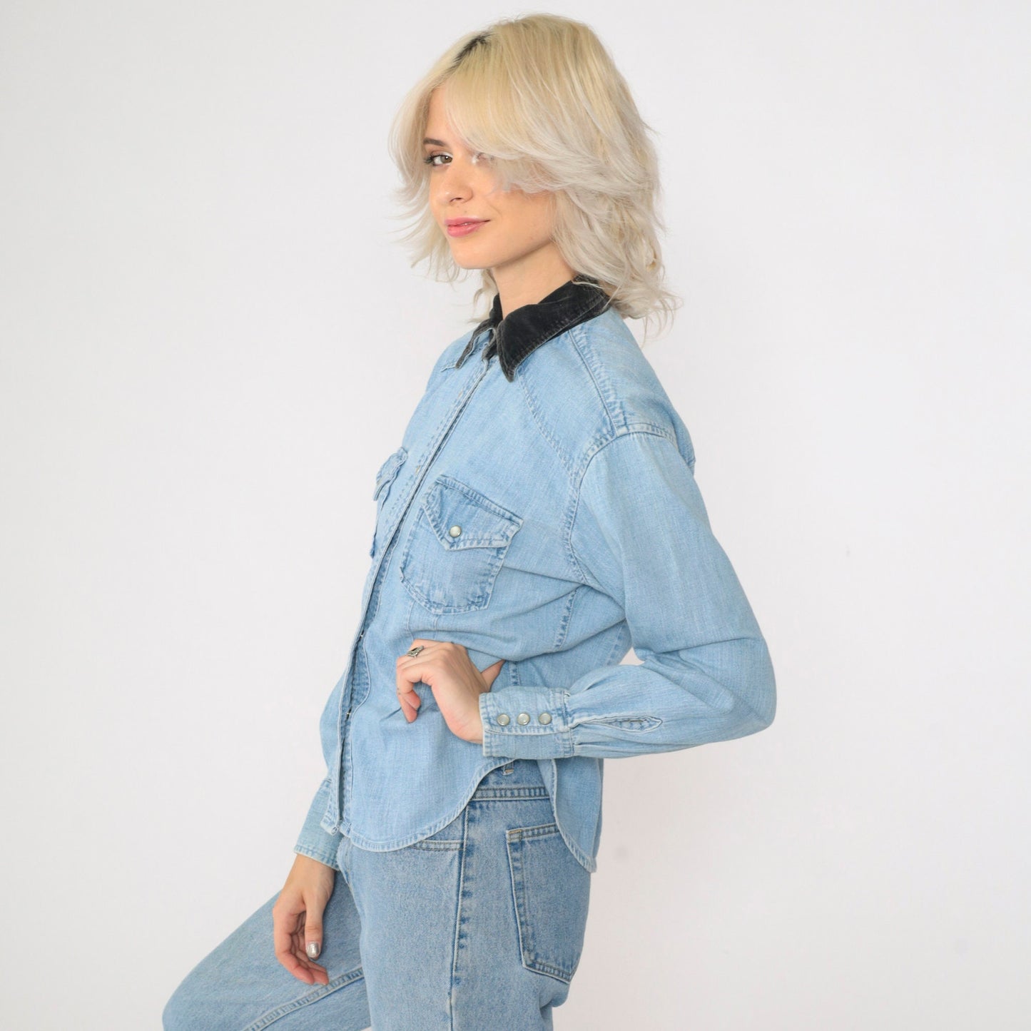 90s Express Jeans Denim Western Shirt Pearl Snap Velvet Collar Blue Small