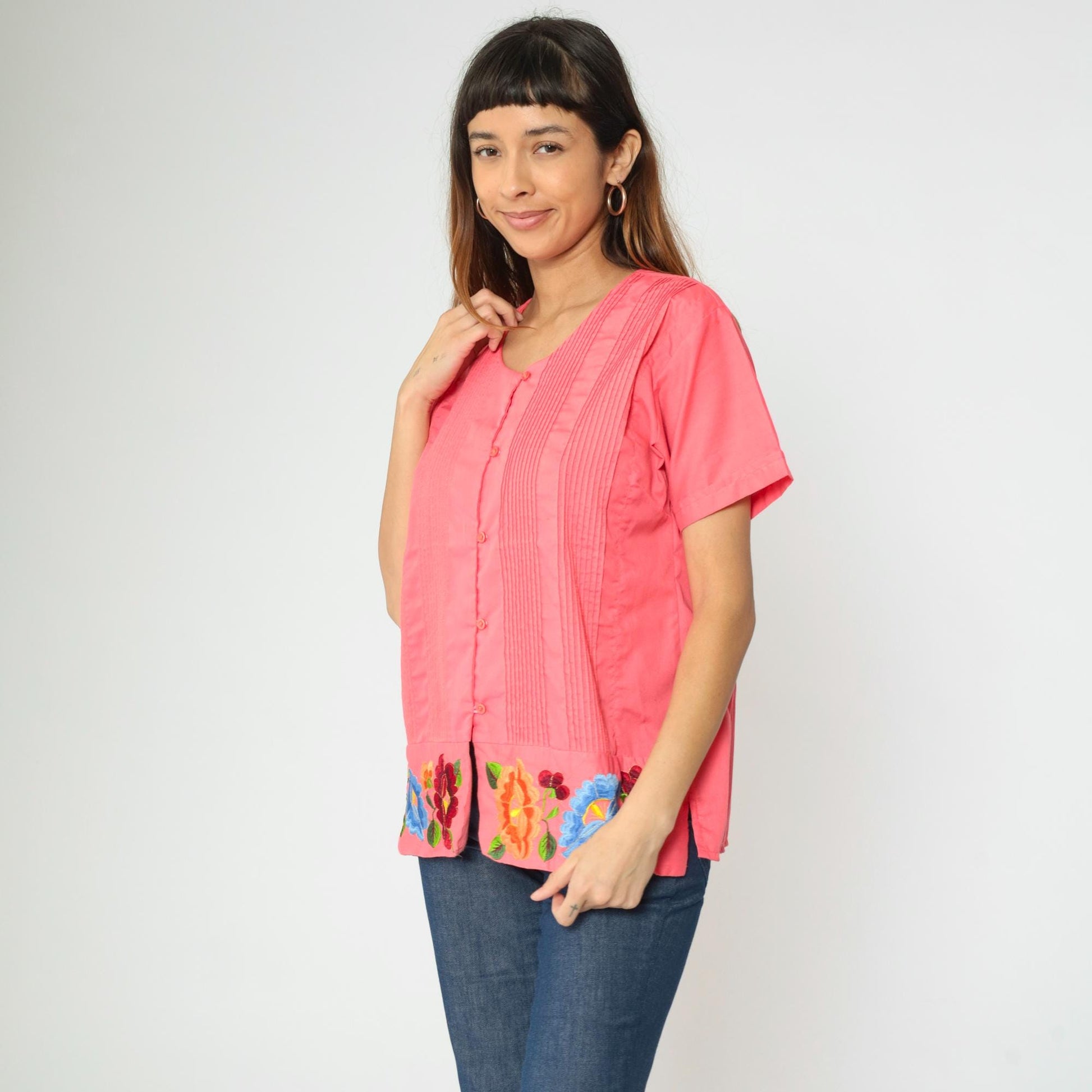 90s Pink Floral Embroidered Button-Up Blouse Pintuck Short Sleeve Medium