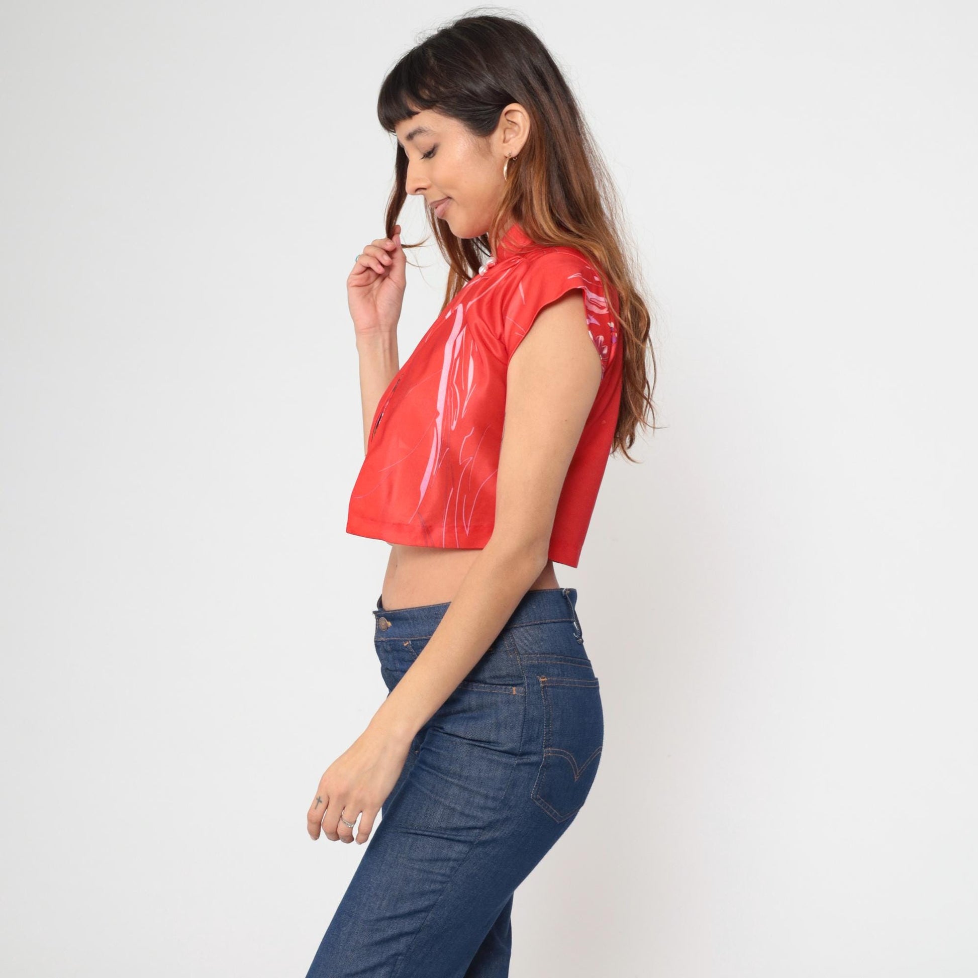 70s Red Floral Crop Top Mandarin Collar Pearl Button Shirt Small S