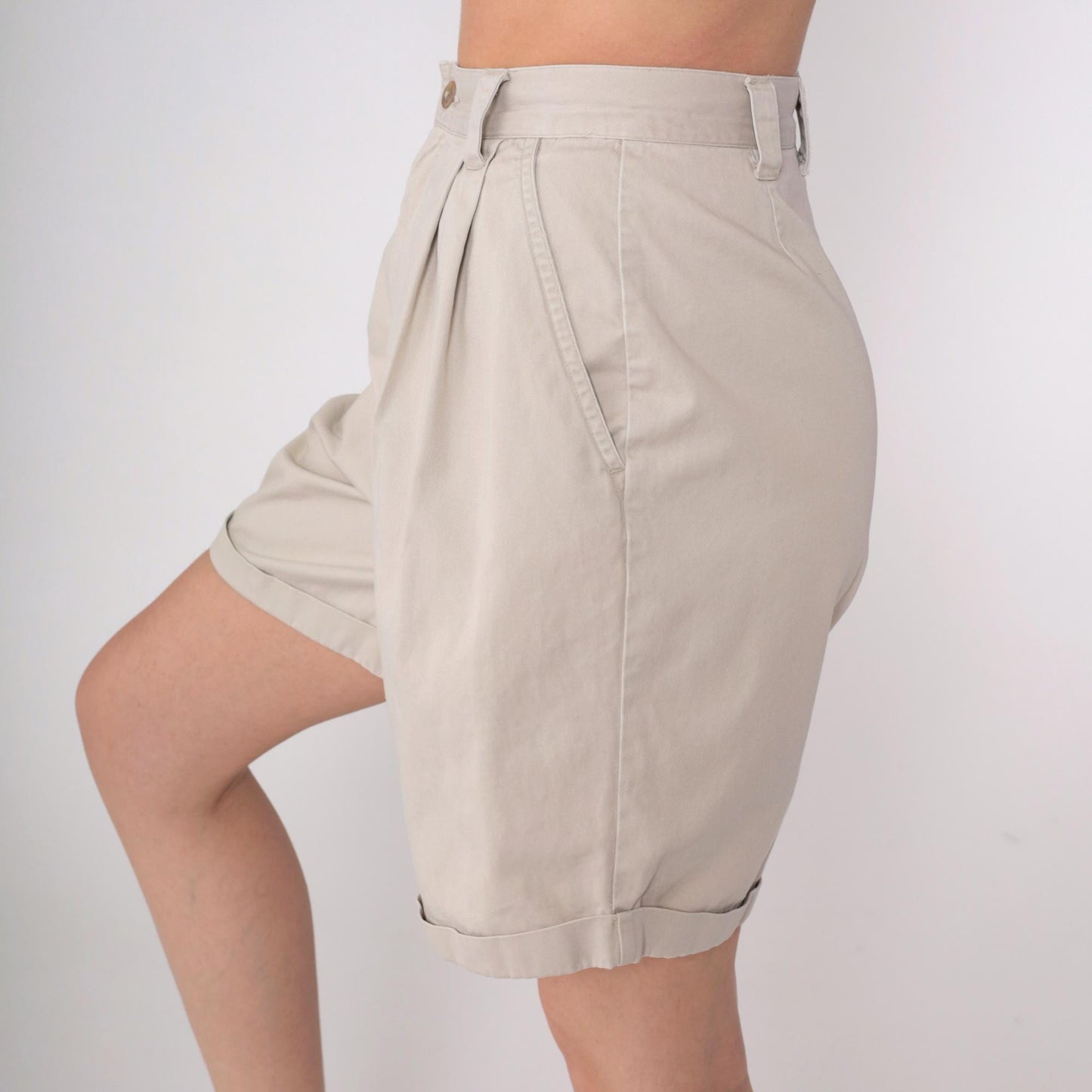 Eddie Bauer 90s Khaki Pleated Cotton Shorts High Rise Small 6