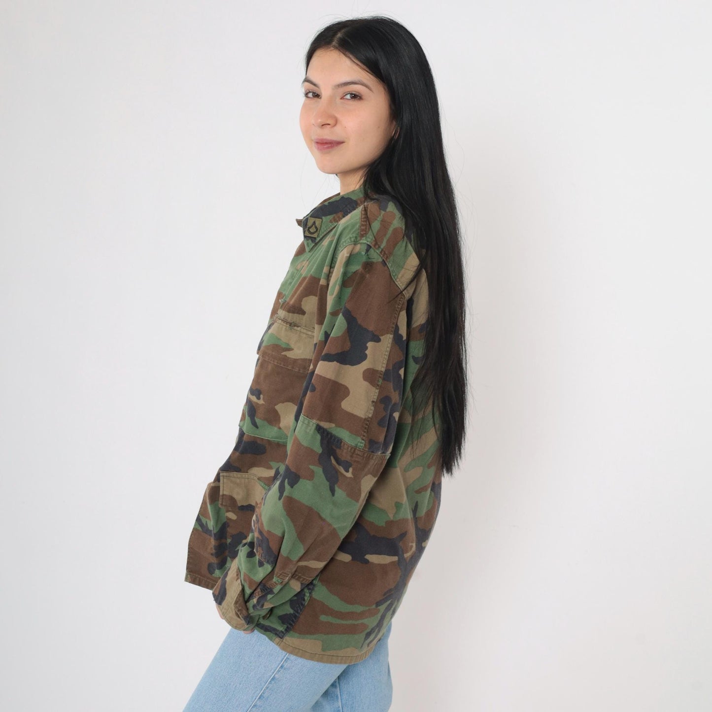 90s U.S. Army Woodland Camo Field Jacket Airborne Patches Medium Short