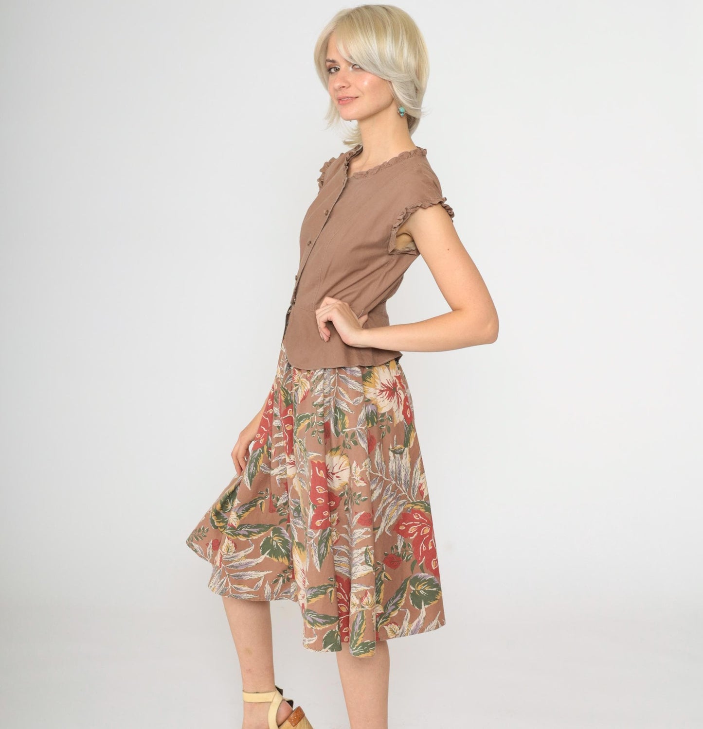 70s Floral Midi Dress Peplum Button-Up Cap Sleeve Red Green Beige Small
