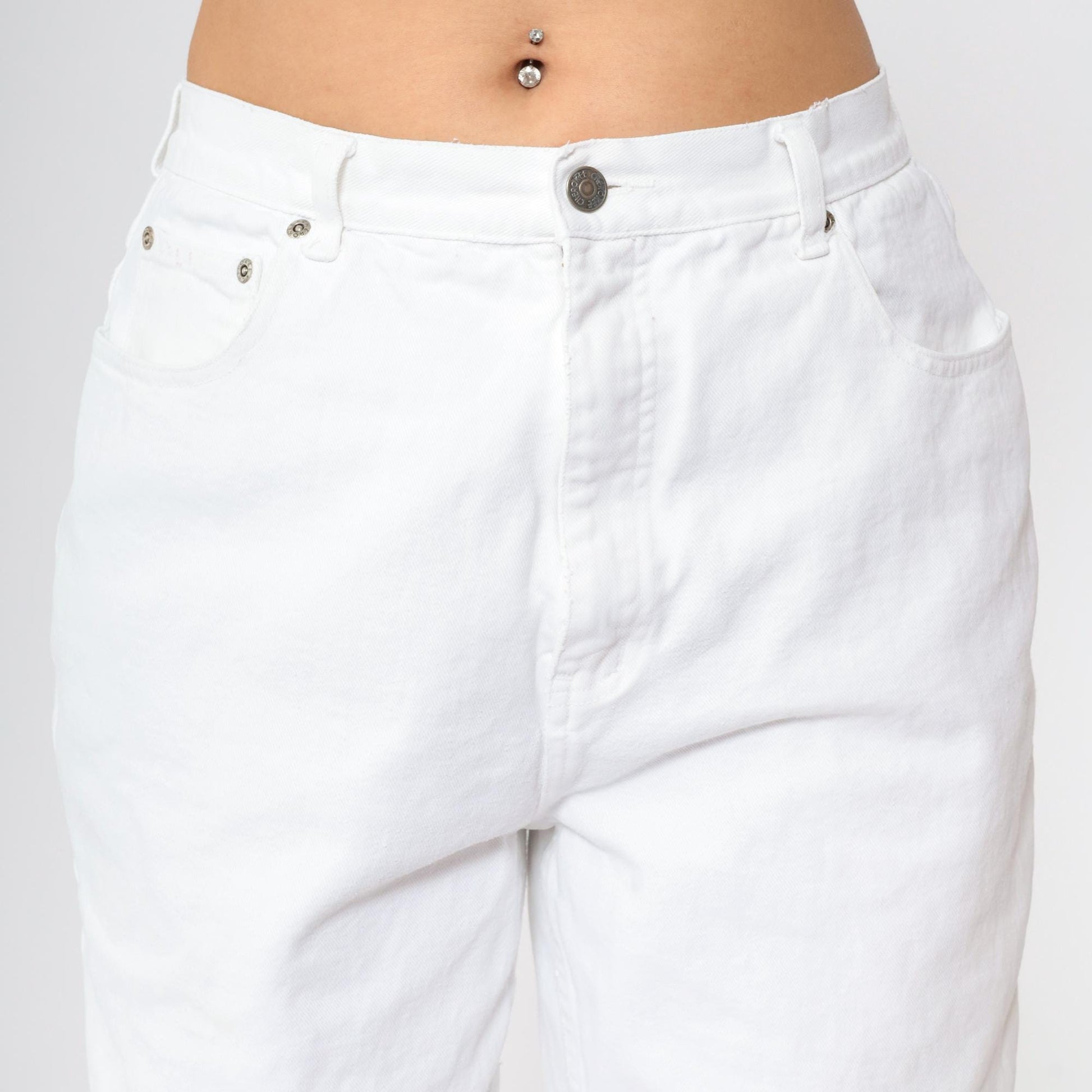 Y2K Cherokee White Tapered High-Rise Mom Jeans 00s Denim Medium 30