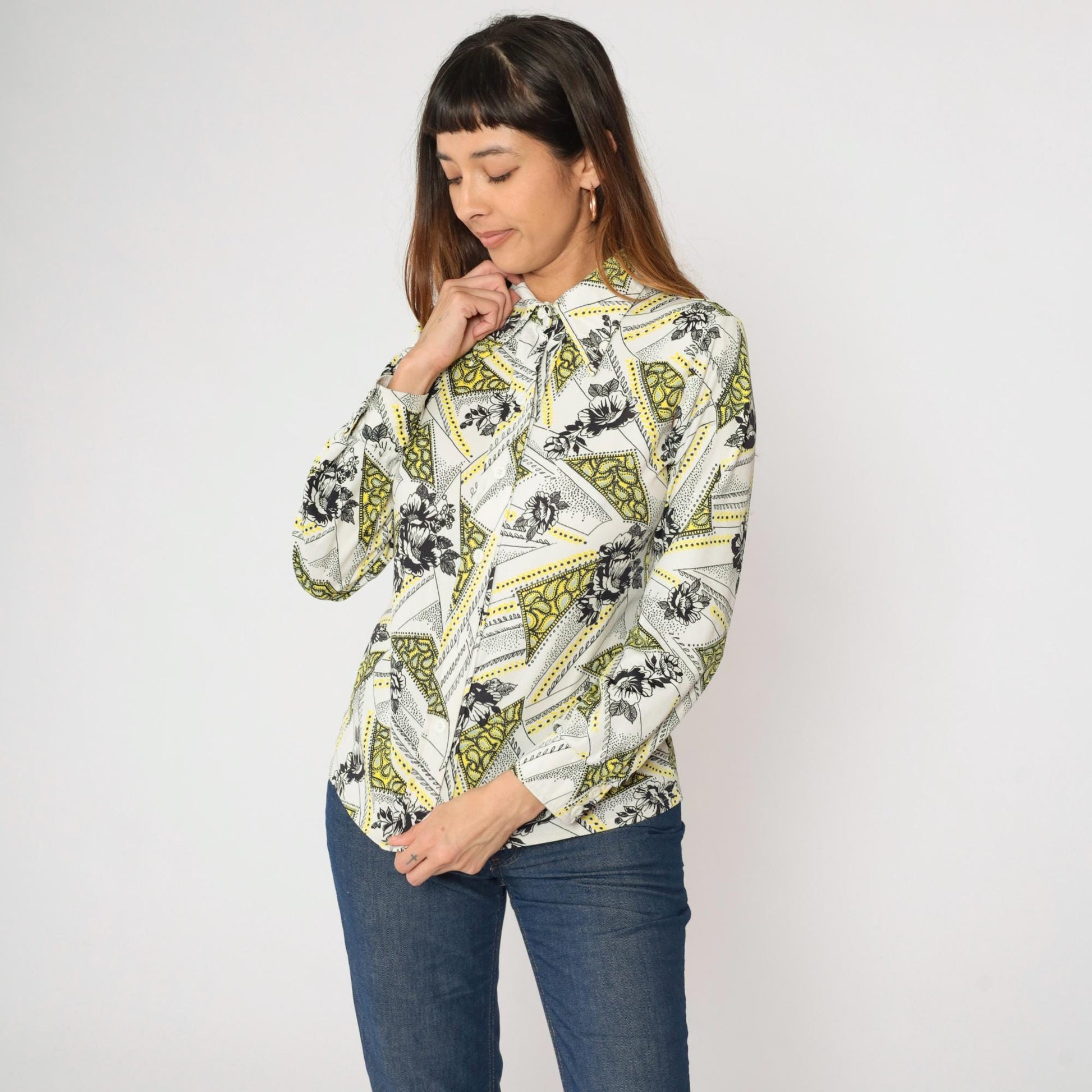 70s Floral Paisley Dagger Collar Button-Up Blouse Long Sleeve White Small