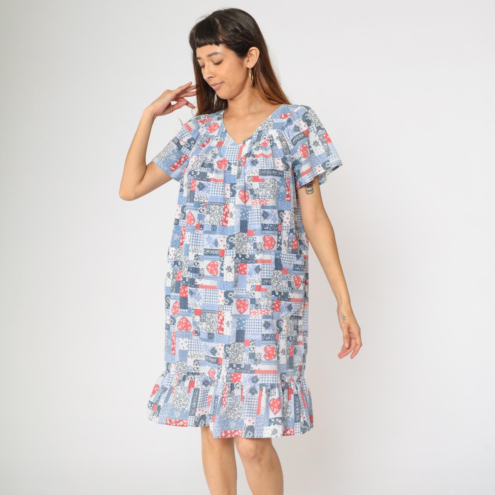 80s Patchwork Floral Heart Print Midi Dress Red White Blue V-Neck Large