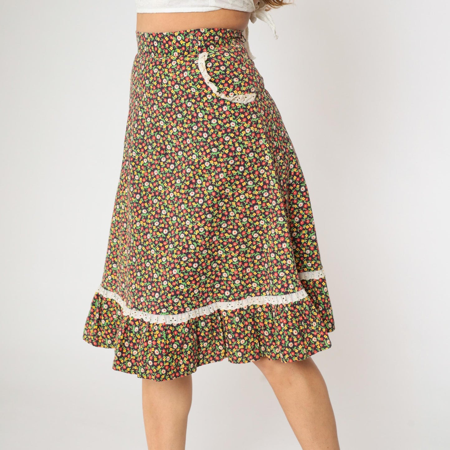 70s Floral Calico Midi Skirt High Waist Eyelet Lace Tiered Ruffle Small