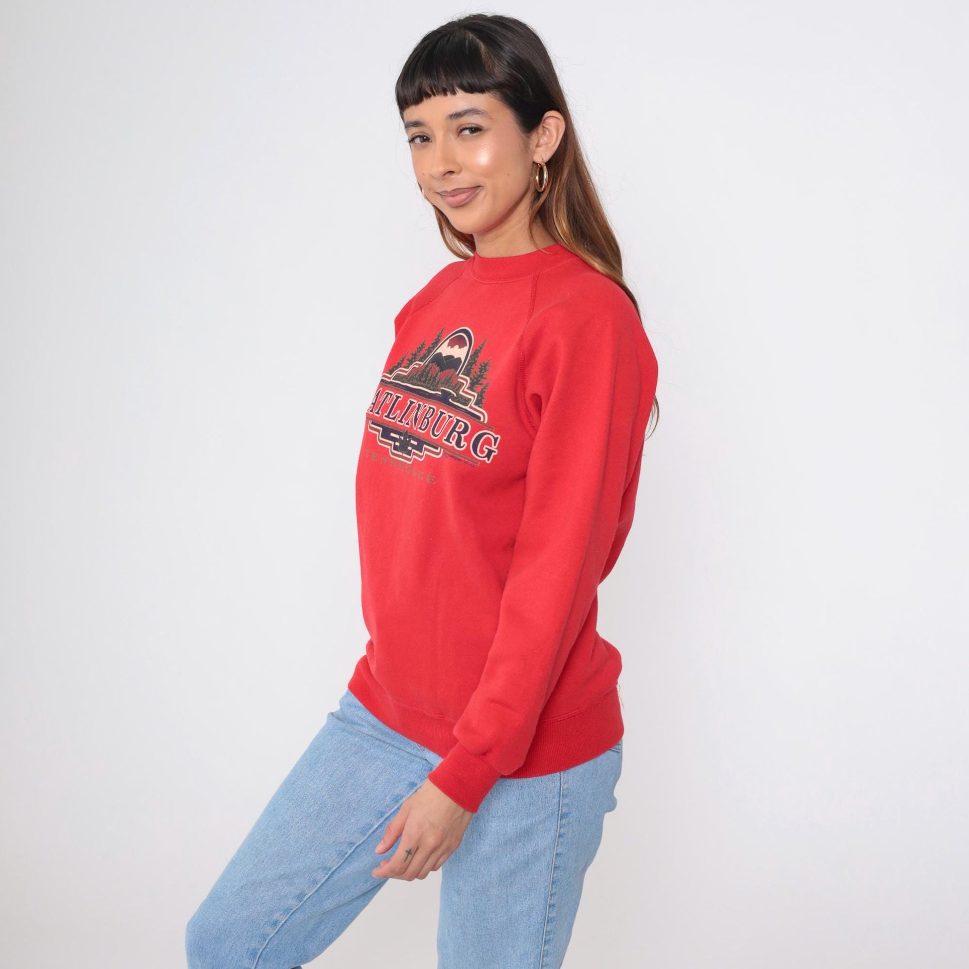 90s Gatlinburg Tennessee Sweatshirt Red Crewneck Great Smoky Mountains Graphic Medium