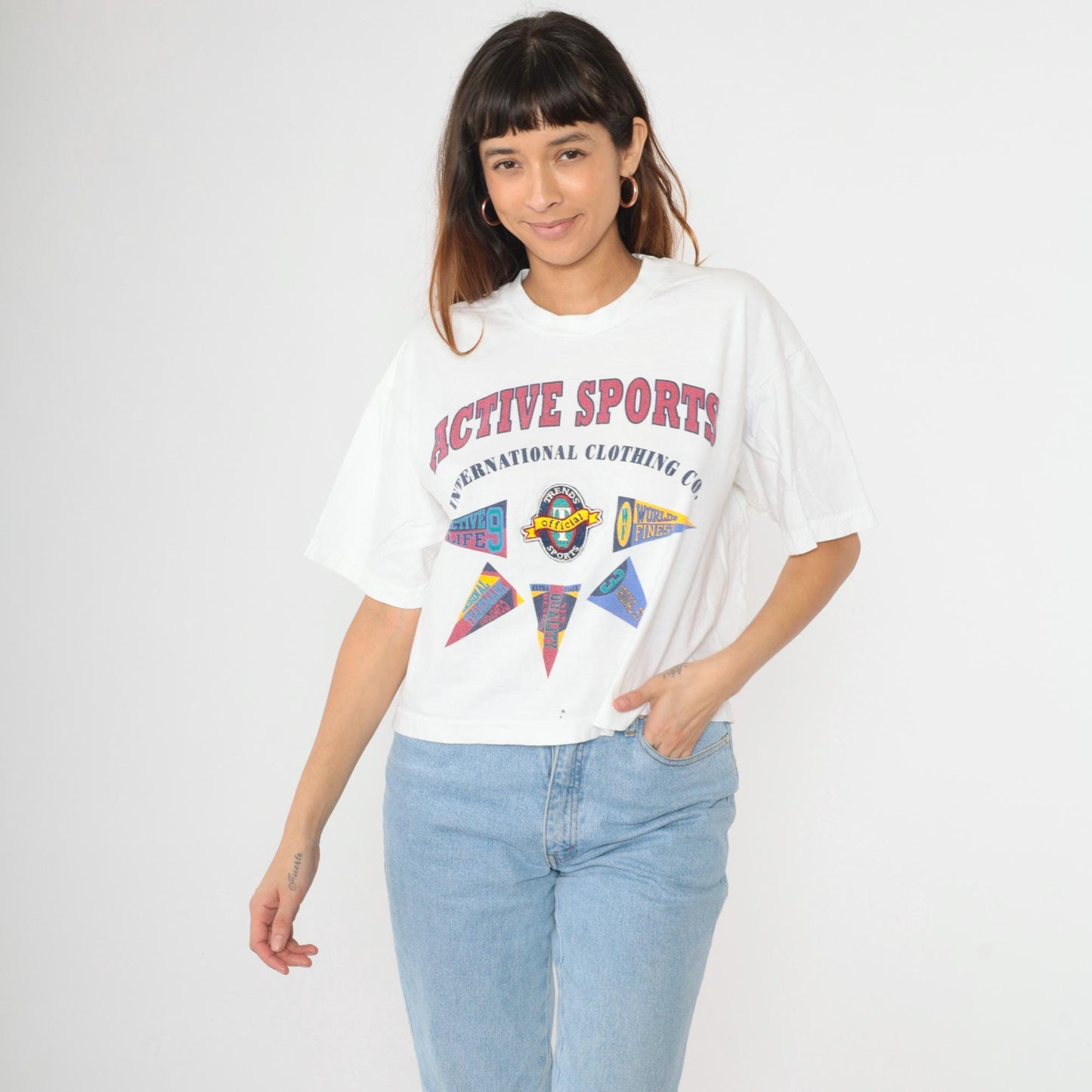 90s Active Sports International Pennant Graphic T-Shirt White Cotton Large