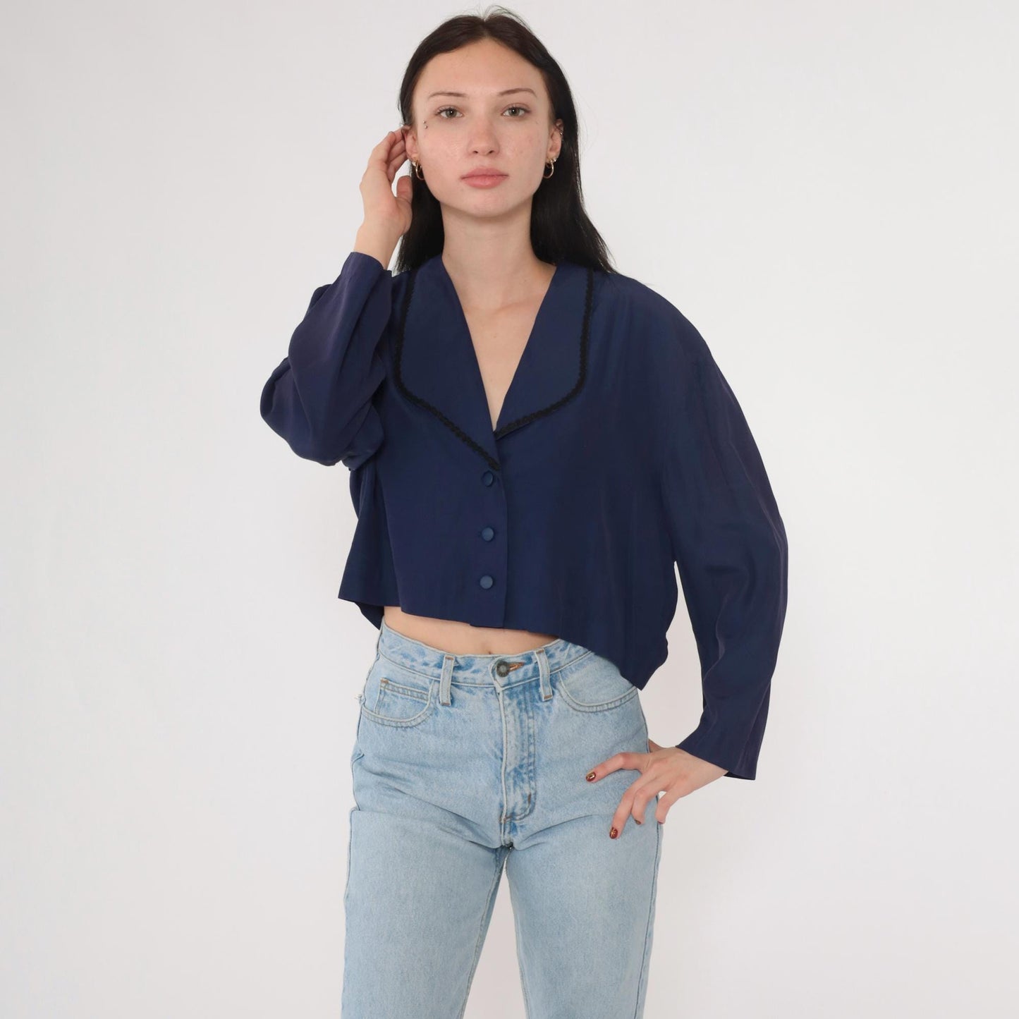 80s Navy Cropped Button-Up Blouse Black Trim Collar Long Sleeve Large