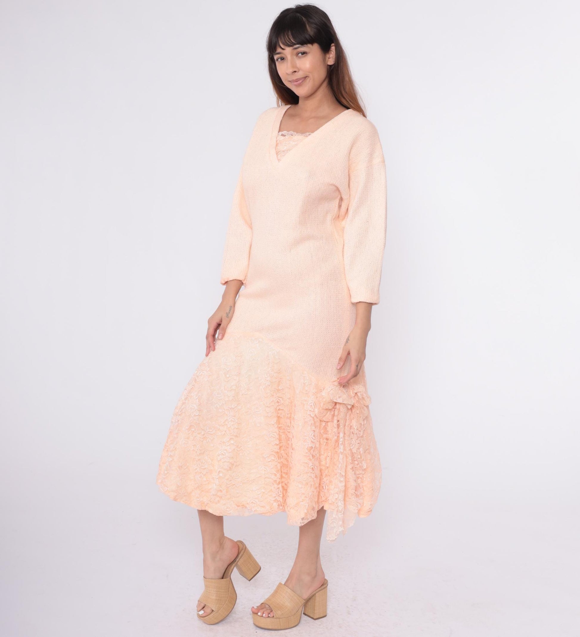 80s Peach Knit Midi Dress V-Neck Lace Mermaid Hem Long Sleeve Medium