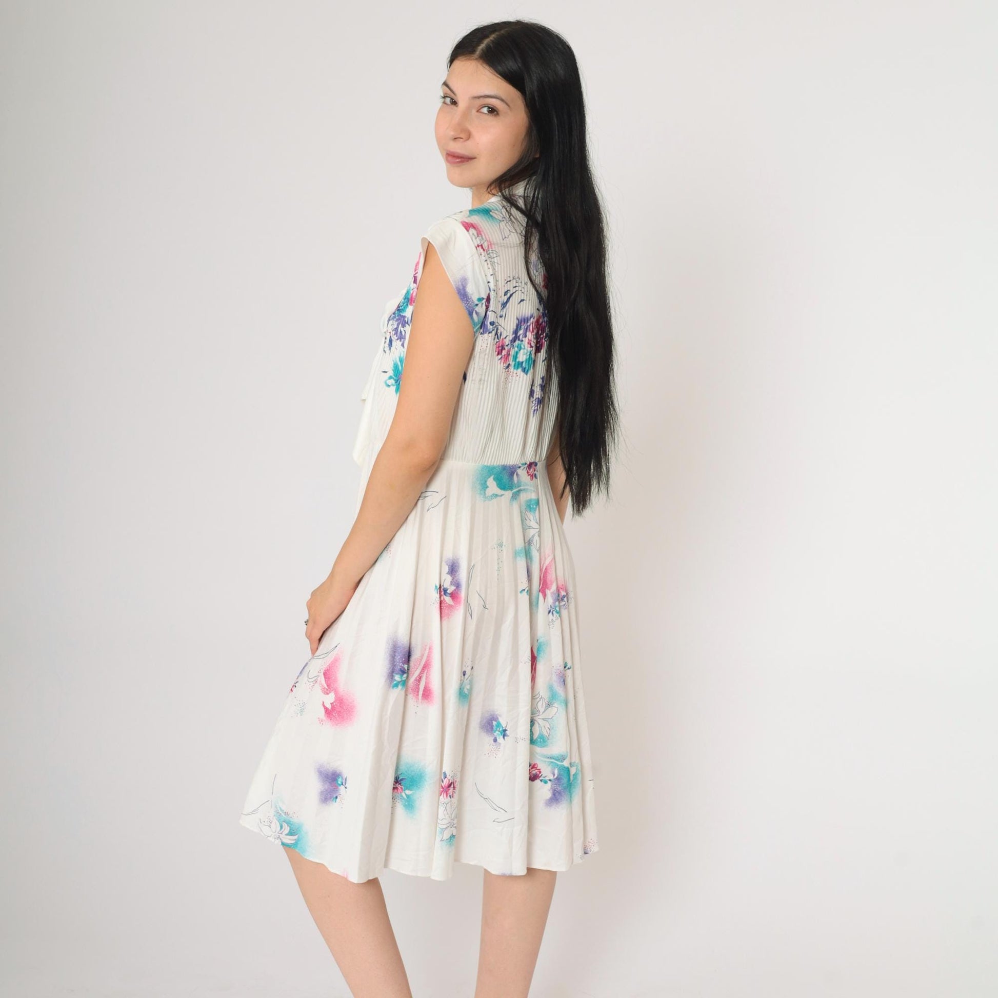 70s Floral Ascot Midi Dress White Cap Sleeve High Waist Pleated Small