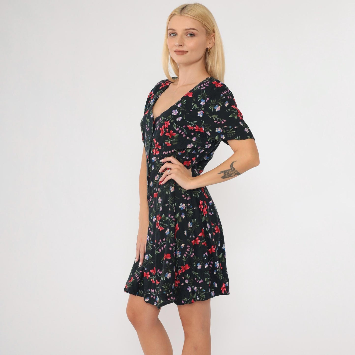 90s Black Floral Rayon Romper Wide Leg Scoop Neck Button Up Medium