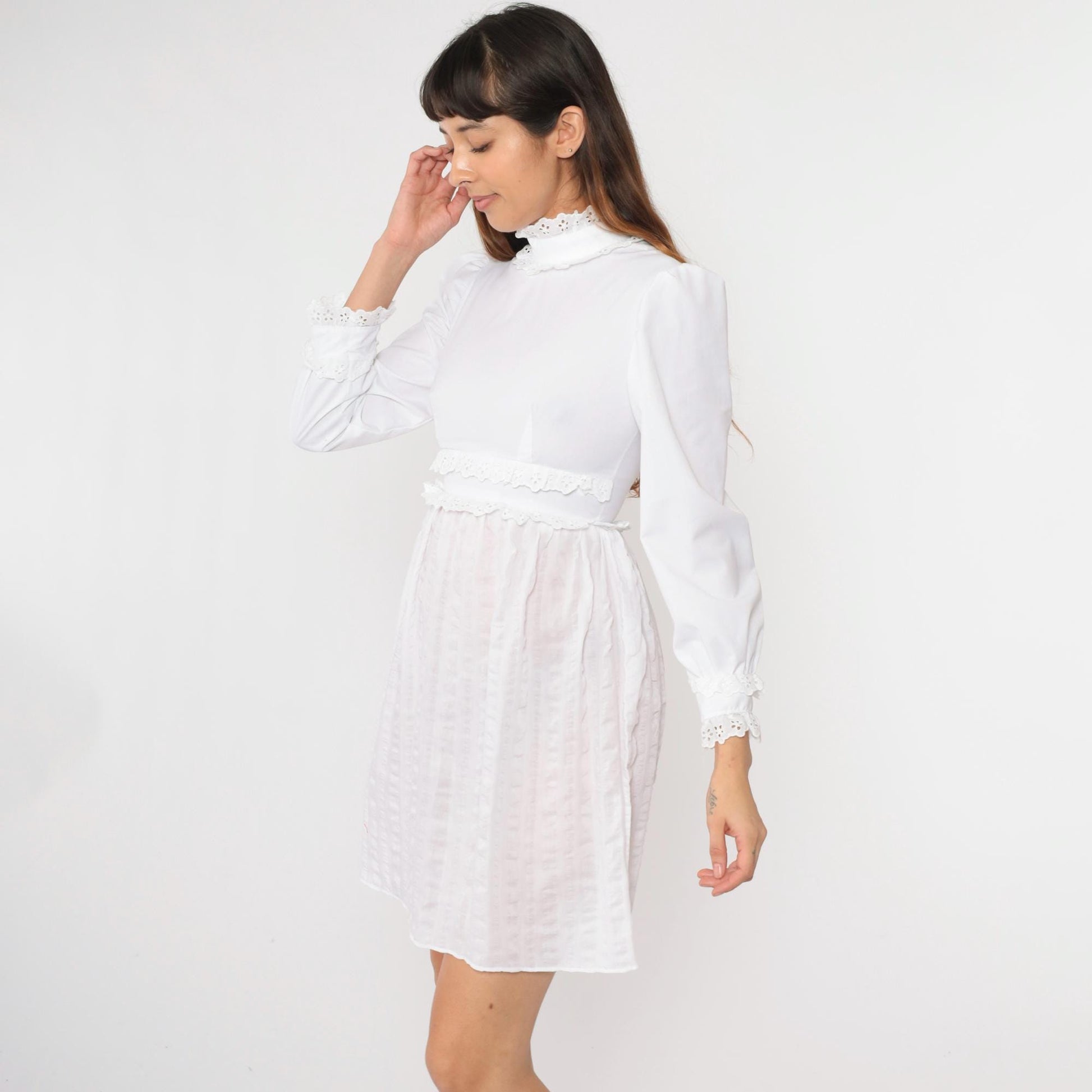 70s White Eyelet Lace Babydoll Dress Empire Waist Puff Sleeve Mini Small