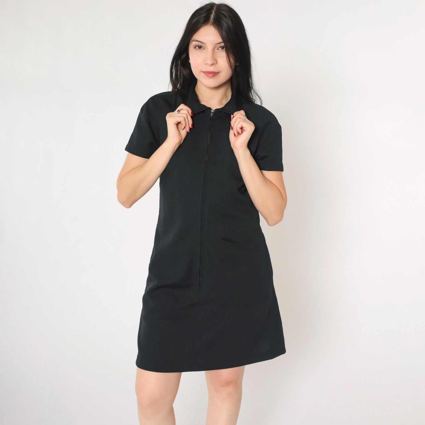 1960s Black Shift Mini Dress Front Zipper Short Sleeve Small S