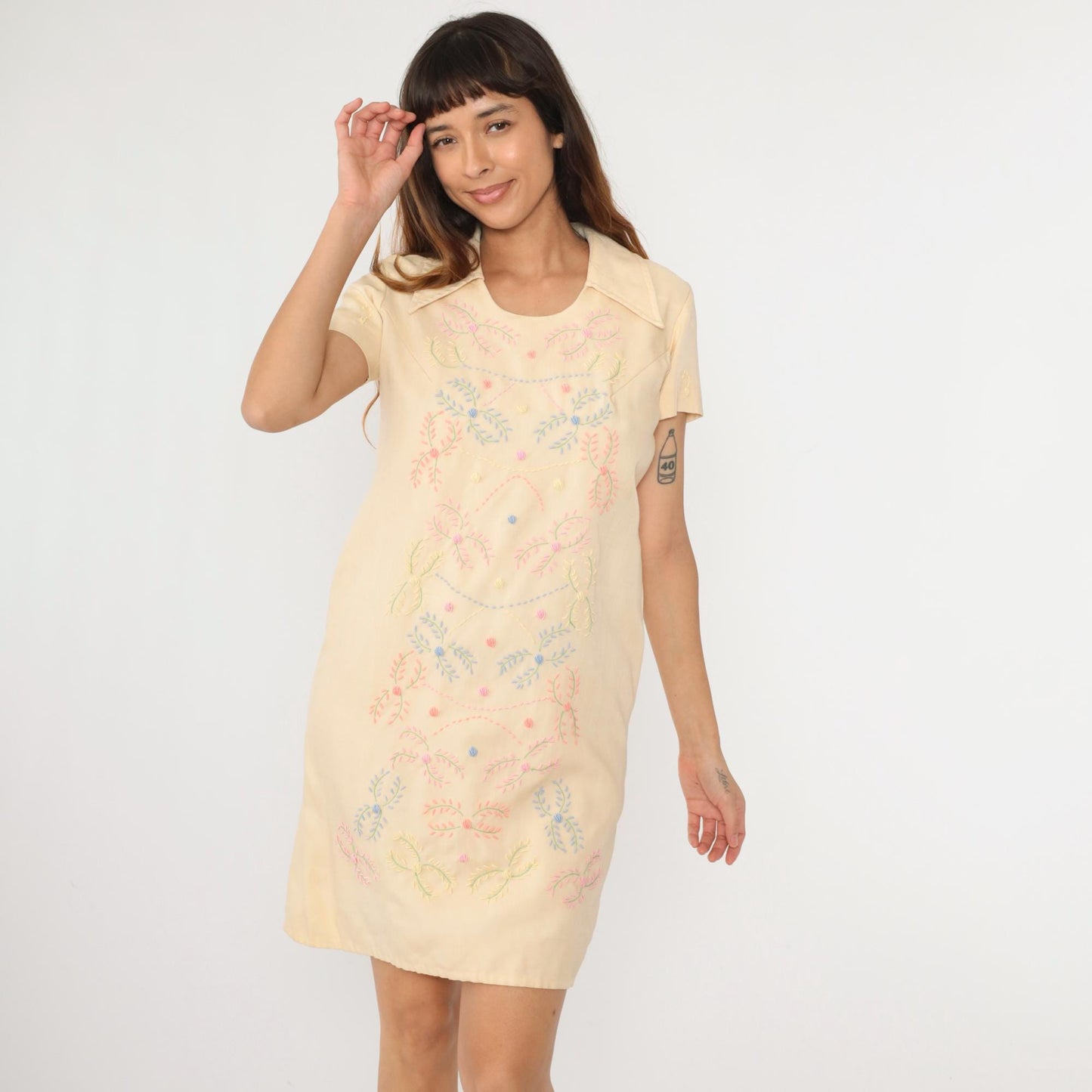 60s Embroidered Floral Shift Dress Cream Pointed Collar Mini Small S