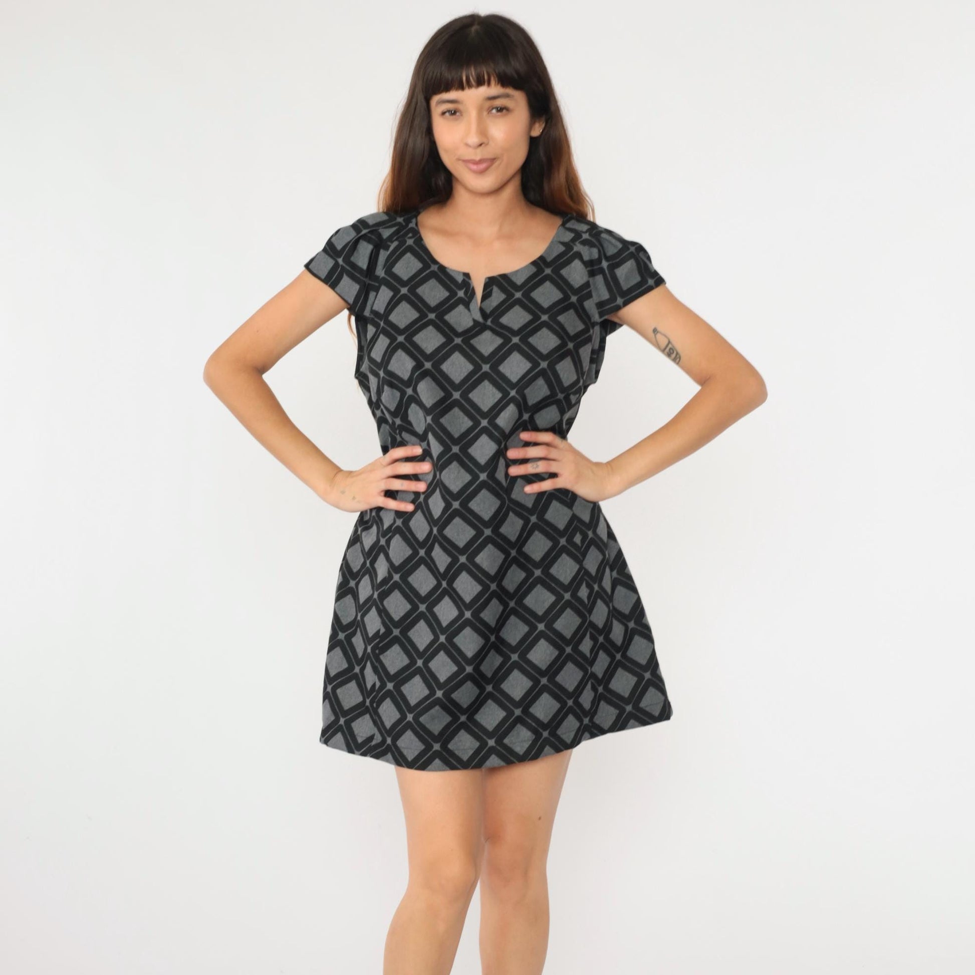 90s Robbie Bee Geometric Mini Dress Grey Black V-Neck Puff Sleeve Large