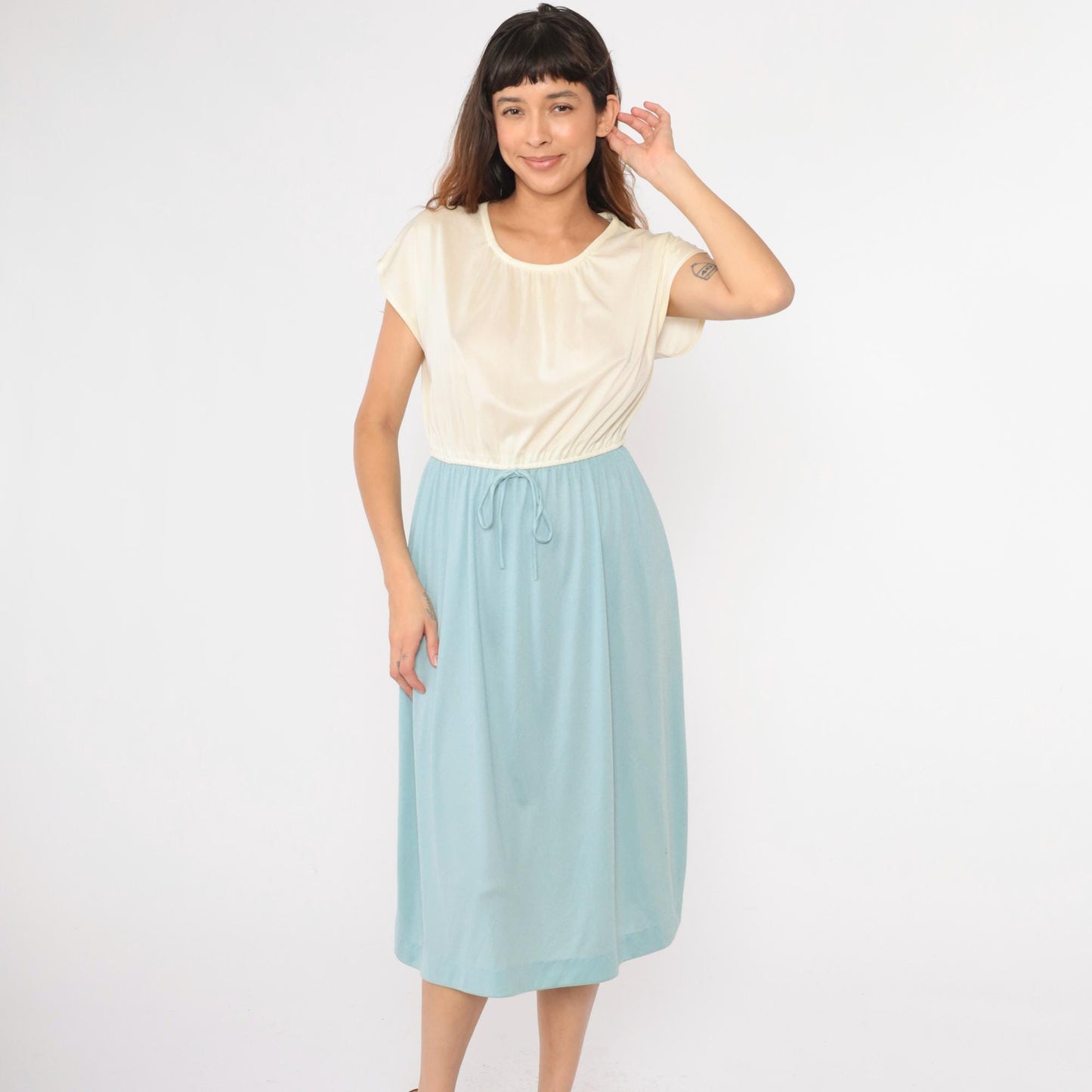70s Color Block Midi Dress Baby Blue Cream Cap Sleeve Elastic Waist Medium