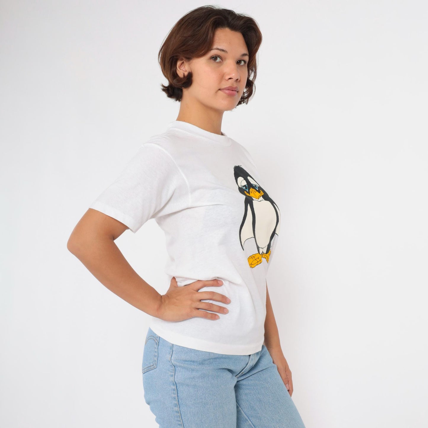 1986 Penguin Graphic T-Shirt "This Penguin Far Exceeds the Average" White Crewneck Small