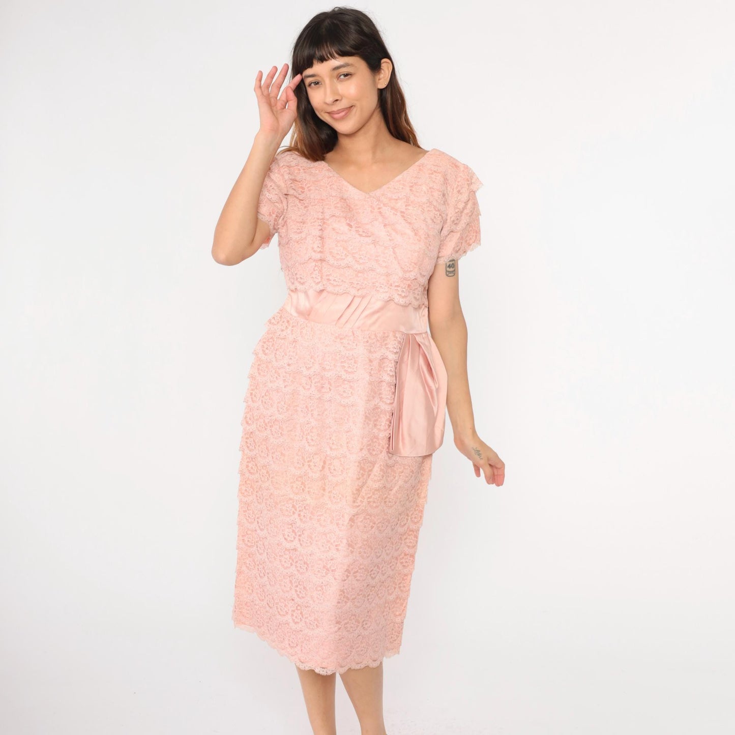 1960s Pink Lace Cocktail Dress Satin Trim High Waist Short Sleeve Medium Large
