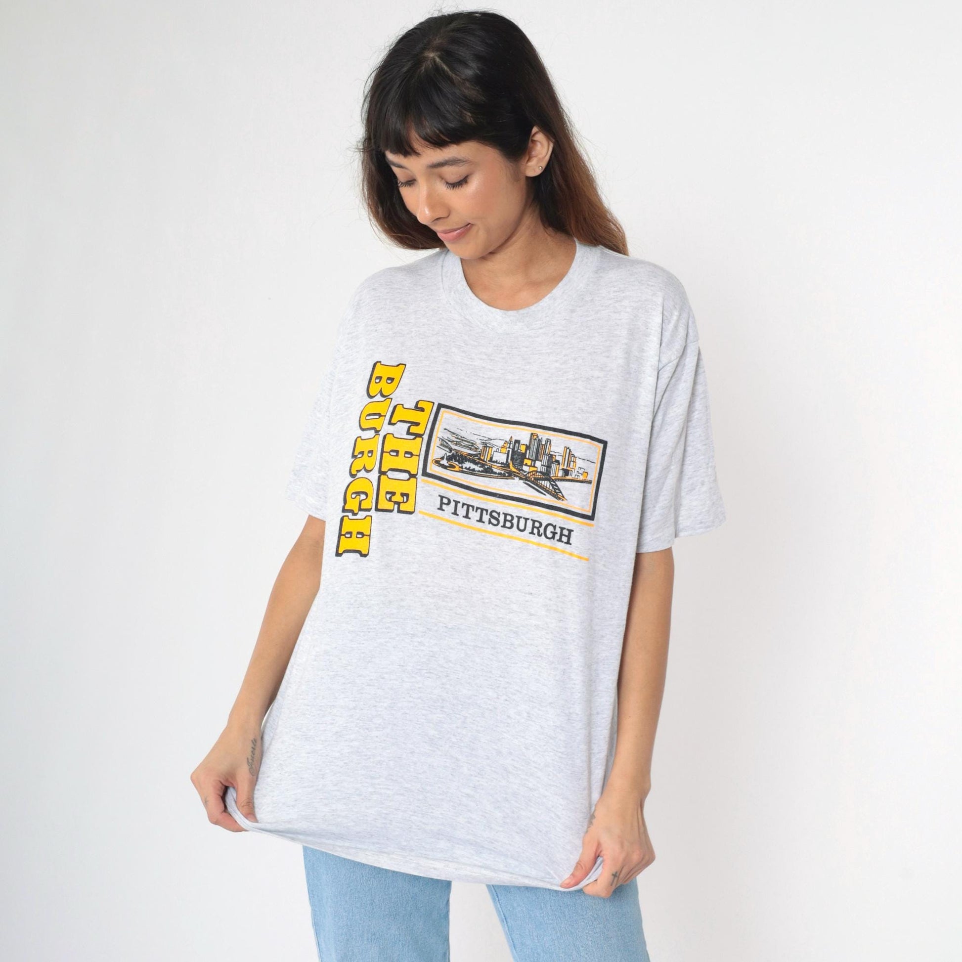 90s Pittsburgh Cityscape Graphic T-Shirt Grey The Burgh Jerzees Extra Large