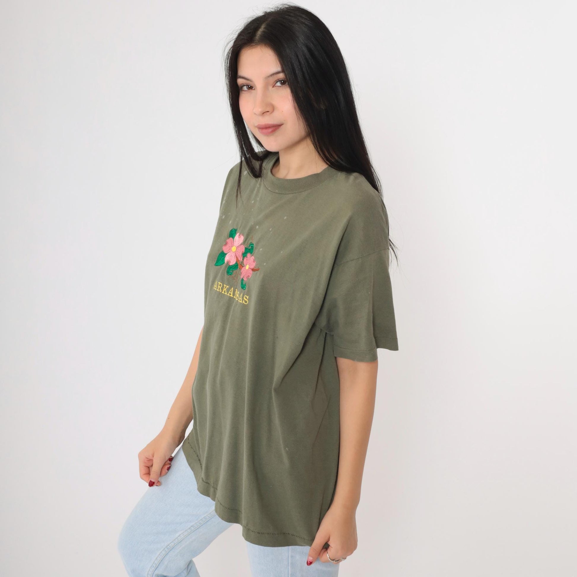 90s Arkansas Embroidered Floral T-Shirt Olive Green Graphic Tee Large