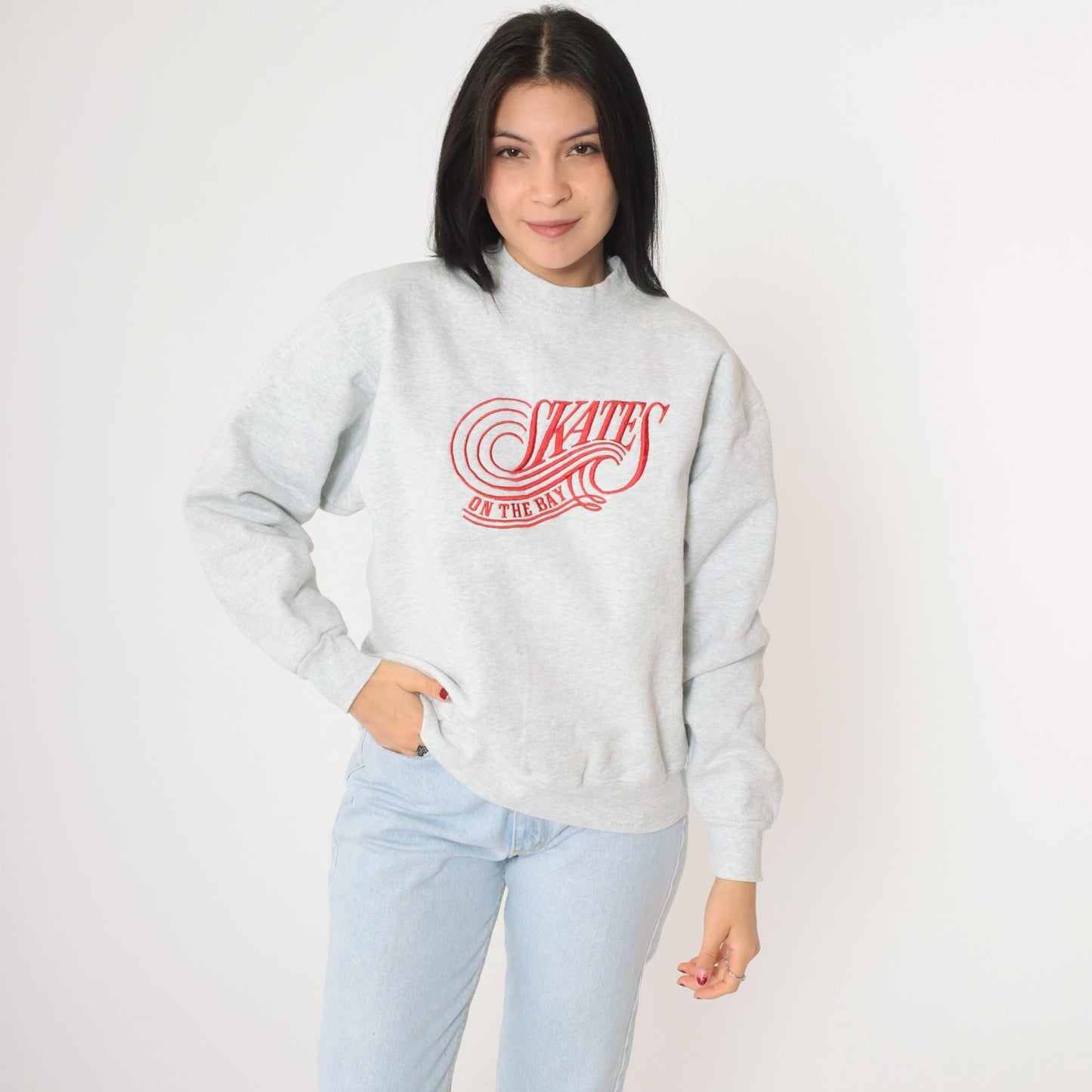 90s Skates on The Bay Berkeley Restaurant Embroidered Sweatshirt Grey Medium