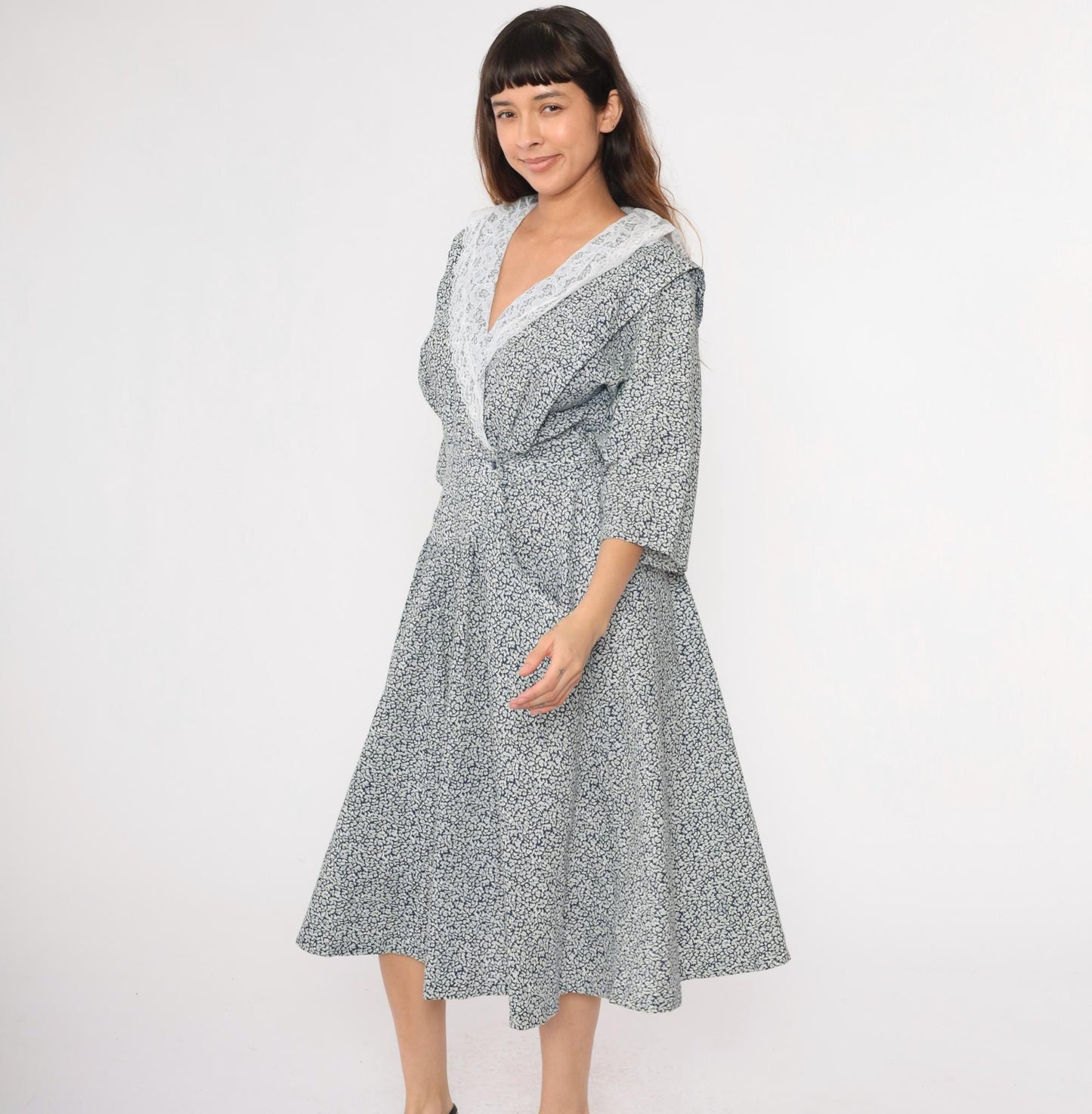 80s Blue Floral Midi Dress White Lace Collar Faux Wrap 3/4 Sleeve Medium