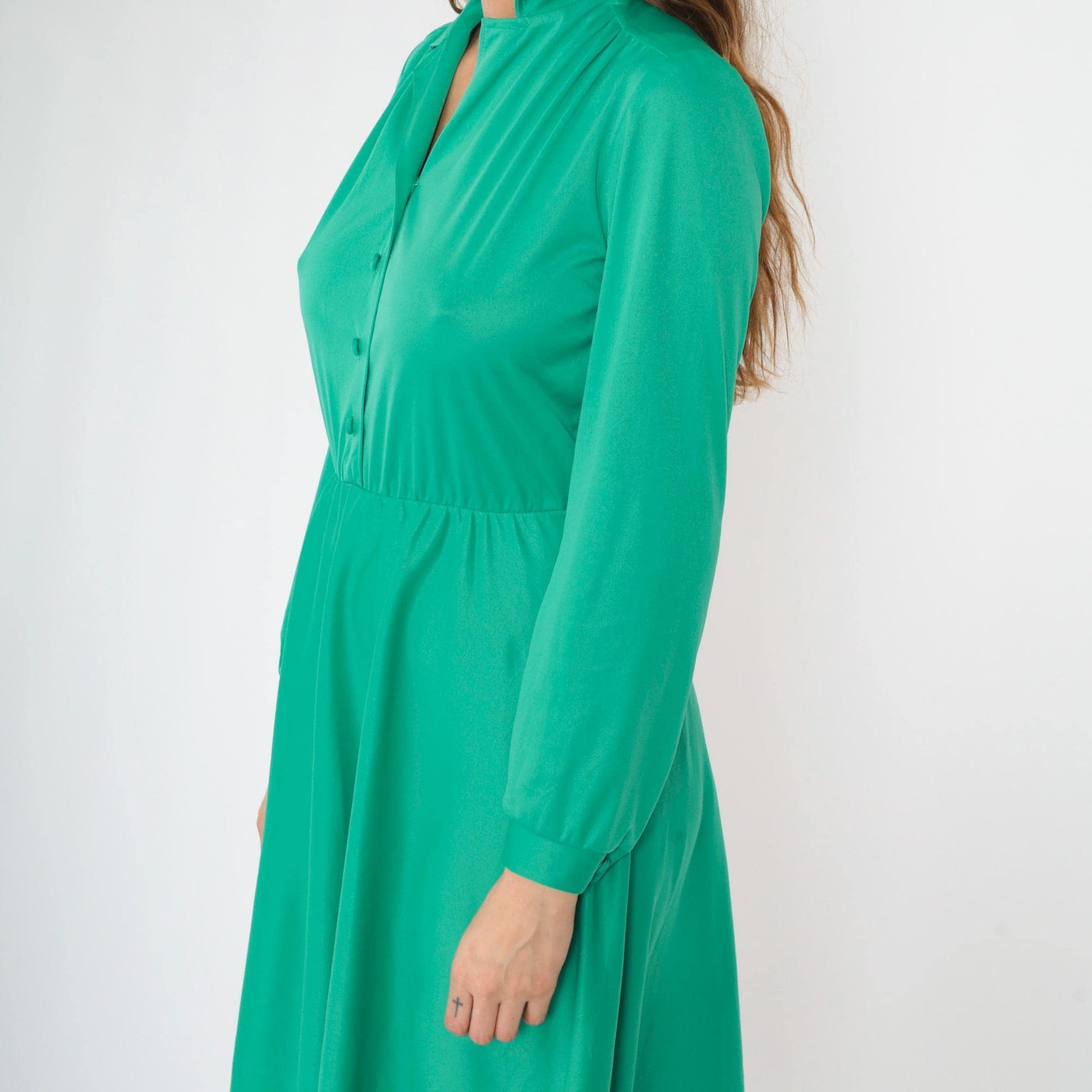70s Green Midi Shirtdress Button-Up Collar High Waist Long Sleeve Small