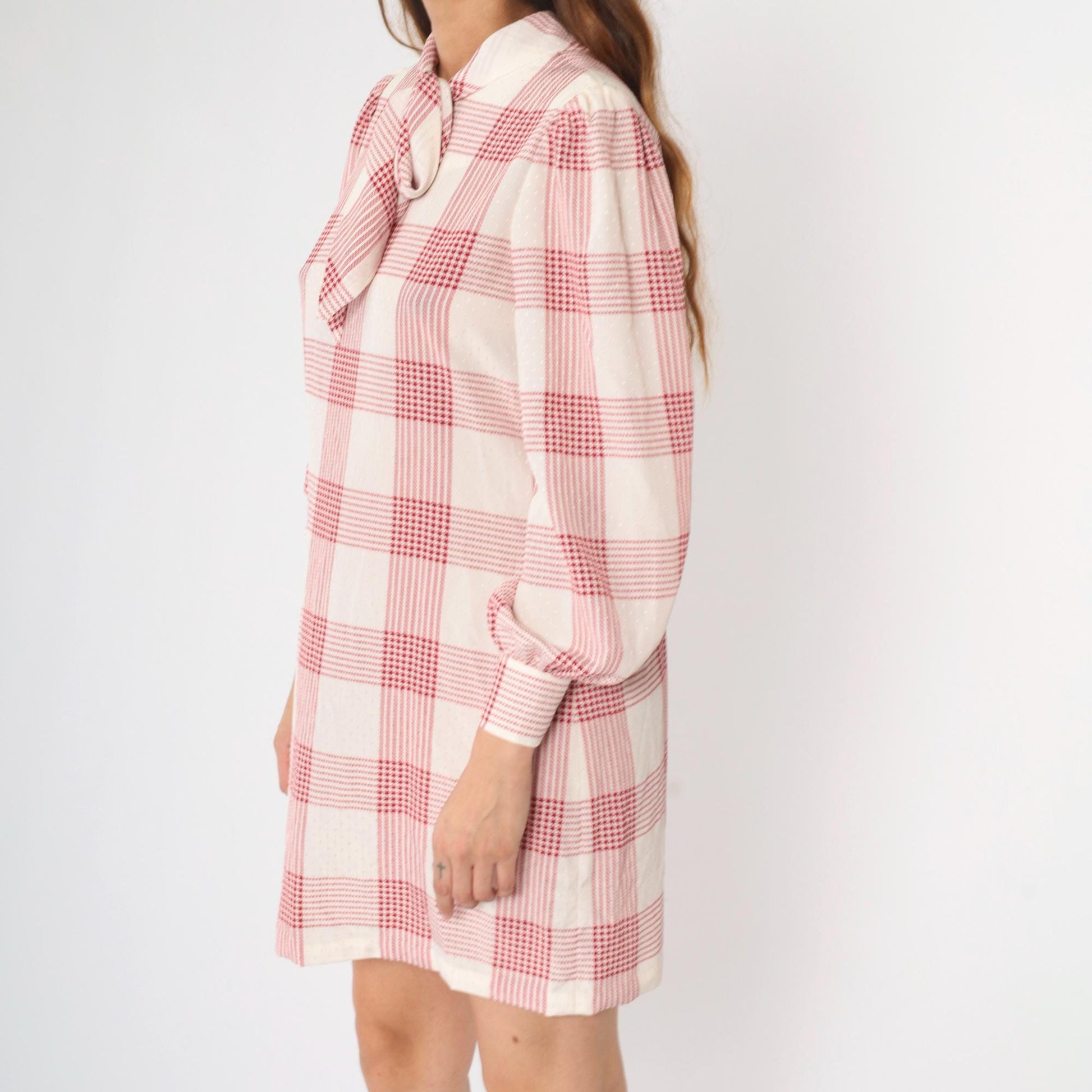80s Red Houndstooth Mini Dress Tie-Neck Puff Sleeve Shift White Medium M