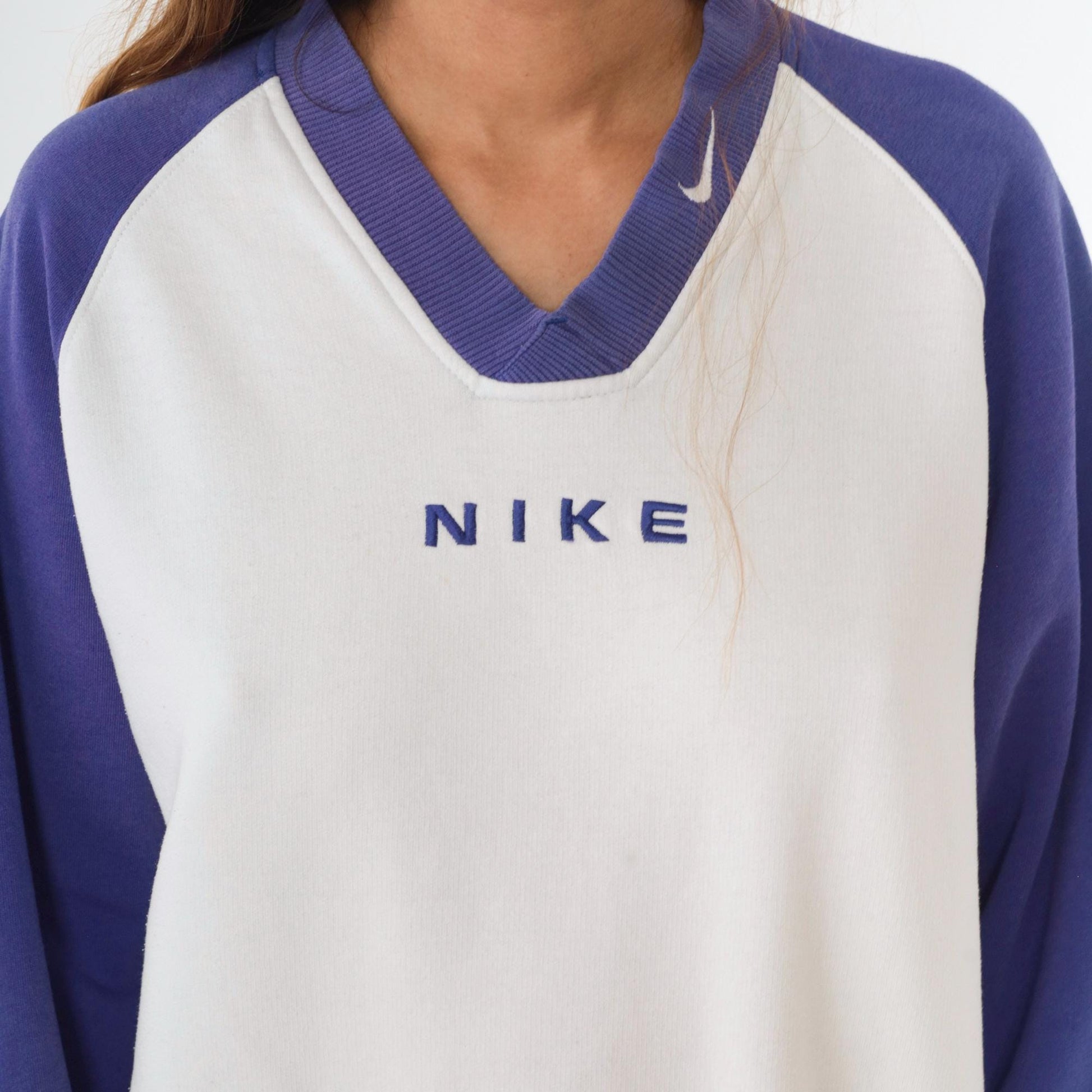 90s Nike V-Neck Sweatshirt Purple White Colour Block Raglan Large