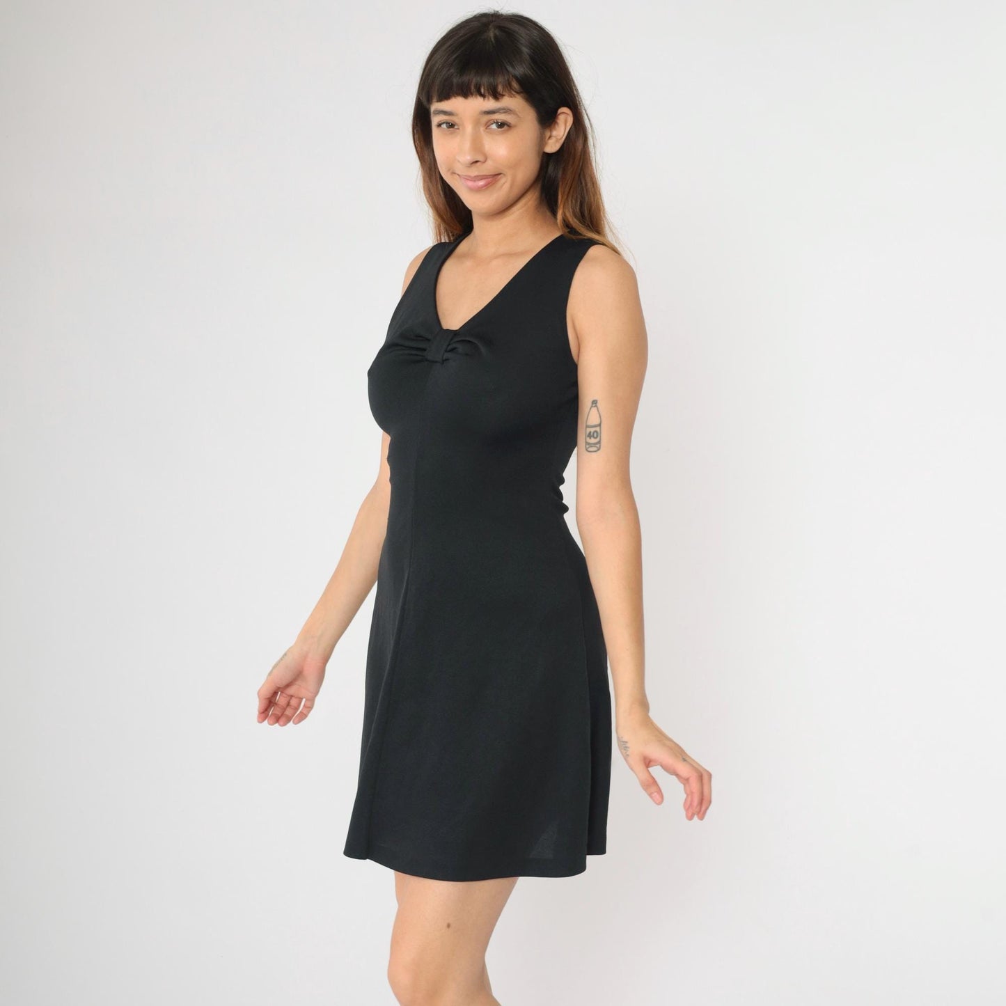 1960s Black Mini Shift Dress Sleeveless A-Line V-Neck Small