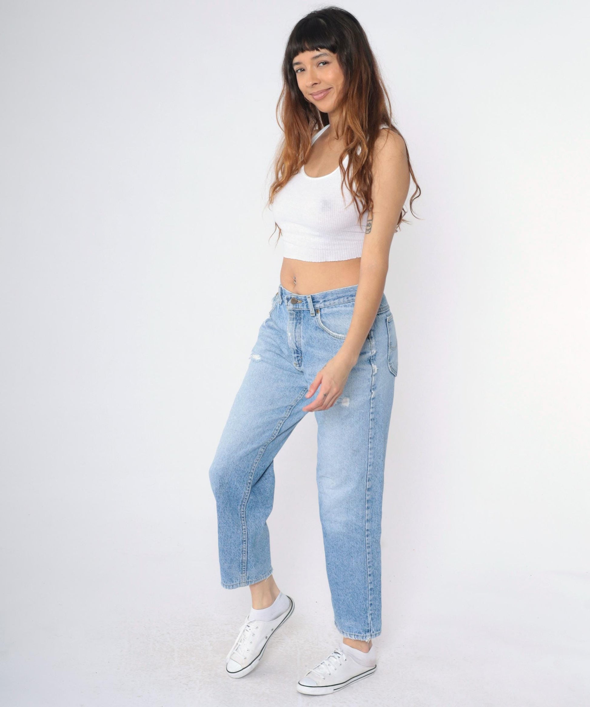 90s Lee High-Waist Tapered Jeans Light Wash Distressed Rips Medium