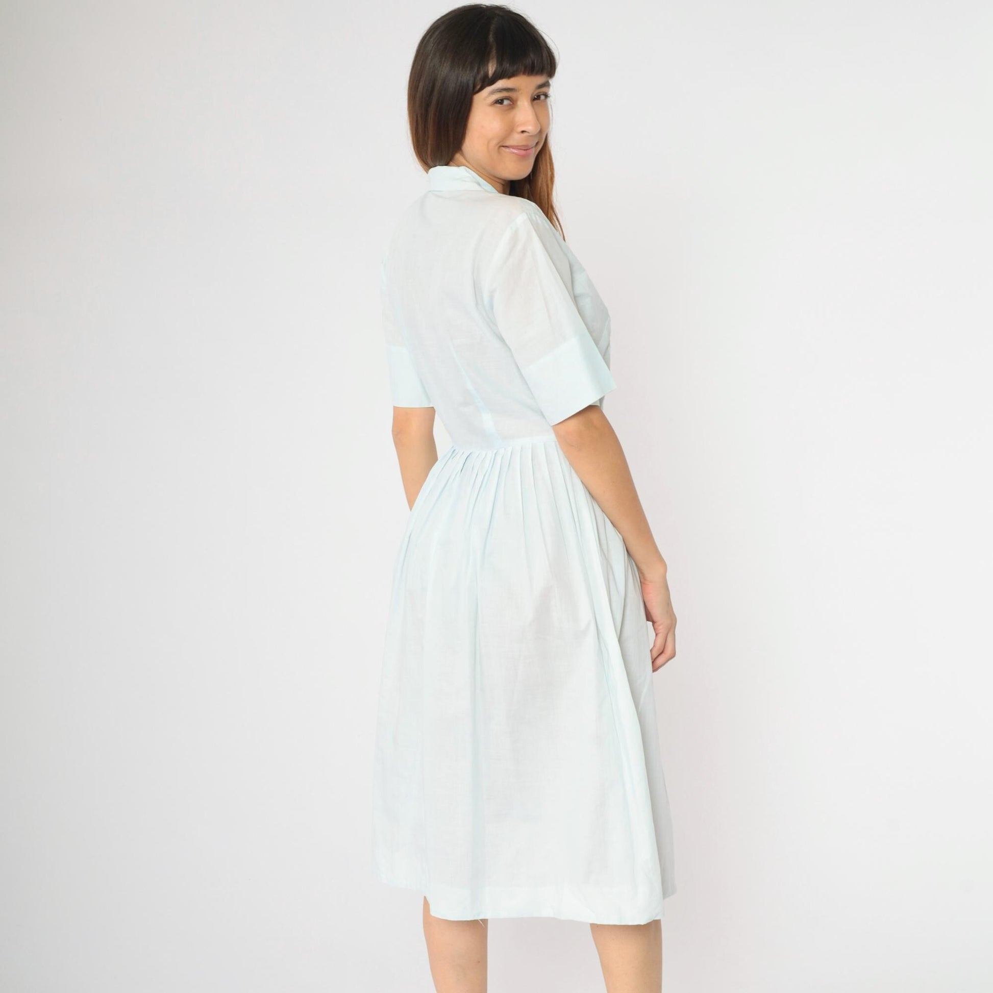 60s Light Blue Pintuck Day Dress Lace Trim Button-Up Shirtwaist Medium