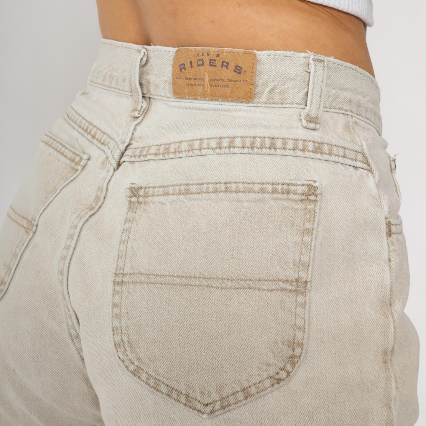 90s Lee Riders High-Waisted Denim Shorts Beige Jean Medium