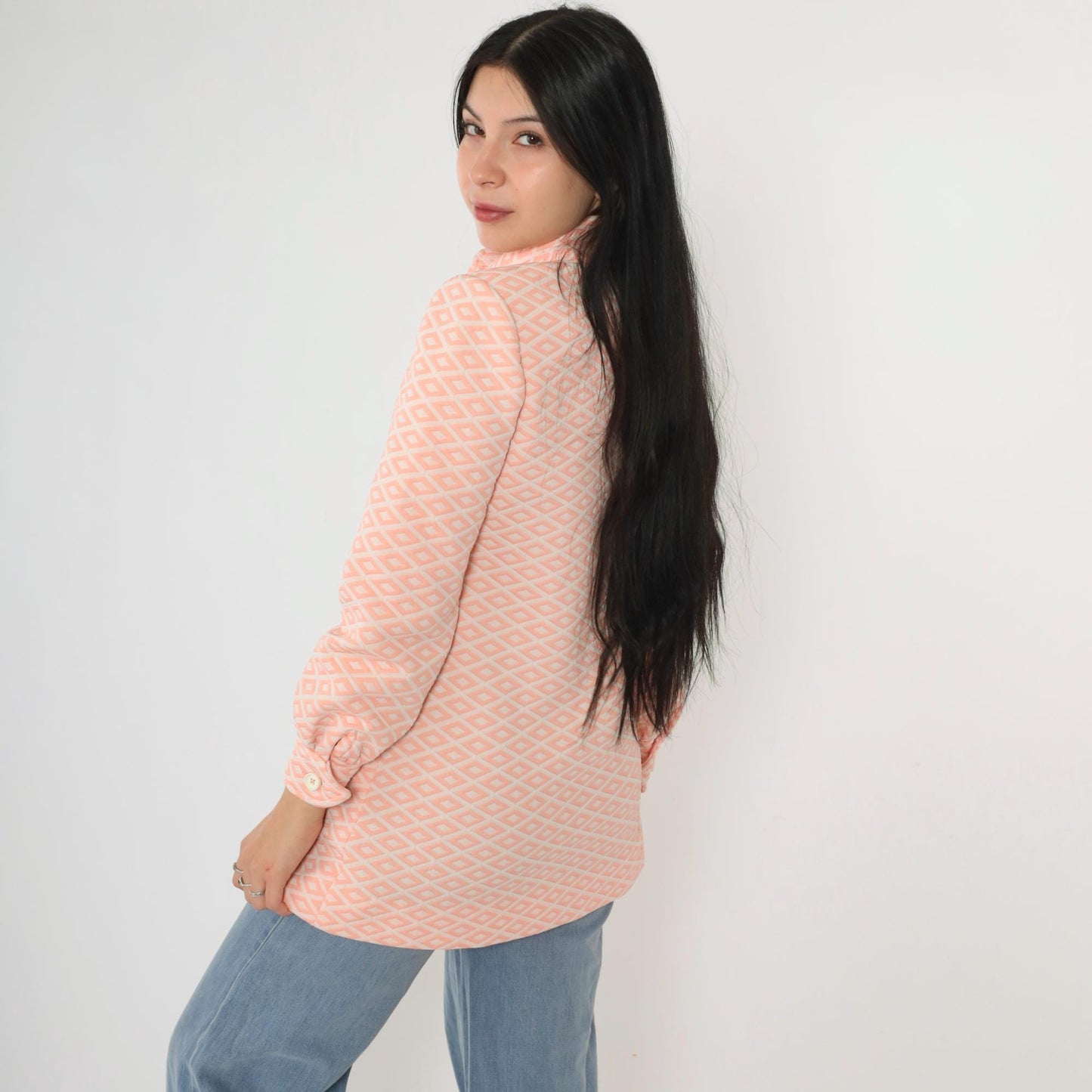 70s Saks Fifth Avenue Pink Geometric Diamond Print Dagger Collar Blouse Small