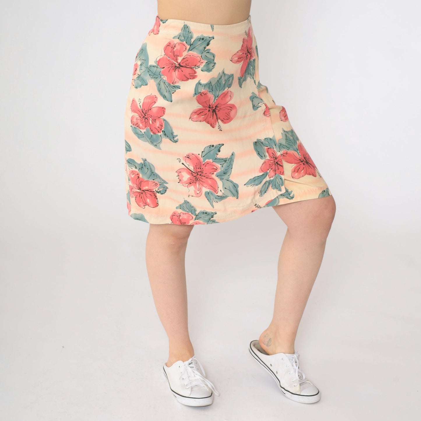 Y2K Silk Floral Mini Skirt Cream Coral Flower Print High Waisted Medium