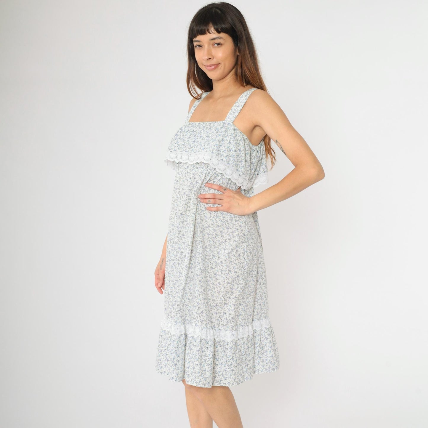 70s Floral Midi Dress Empire Waist Ruffle Lace Trim Blue White Small