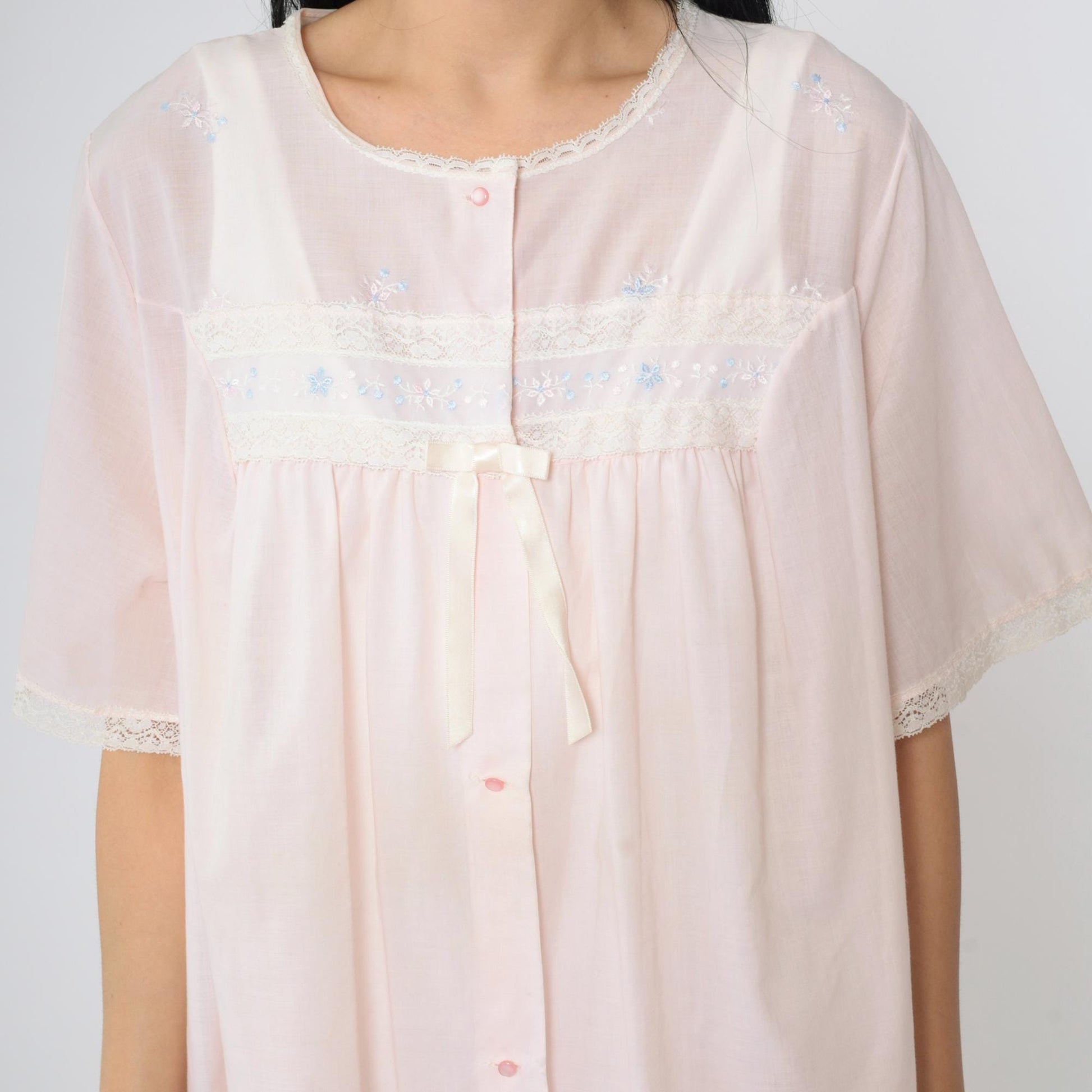 70s Shadowline Pink Robe Lace Floral Embroidered Button-Up Nightgown Large L