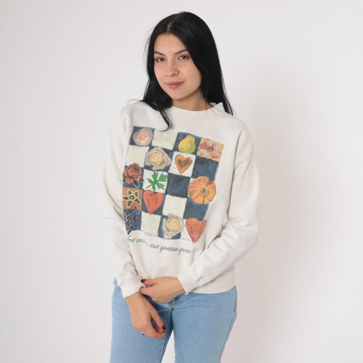 90s Love Makes Our Garden Grow Floral Patchwork Sweatshirt Off-White Medium