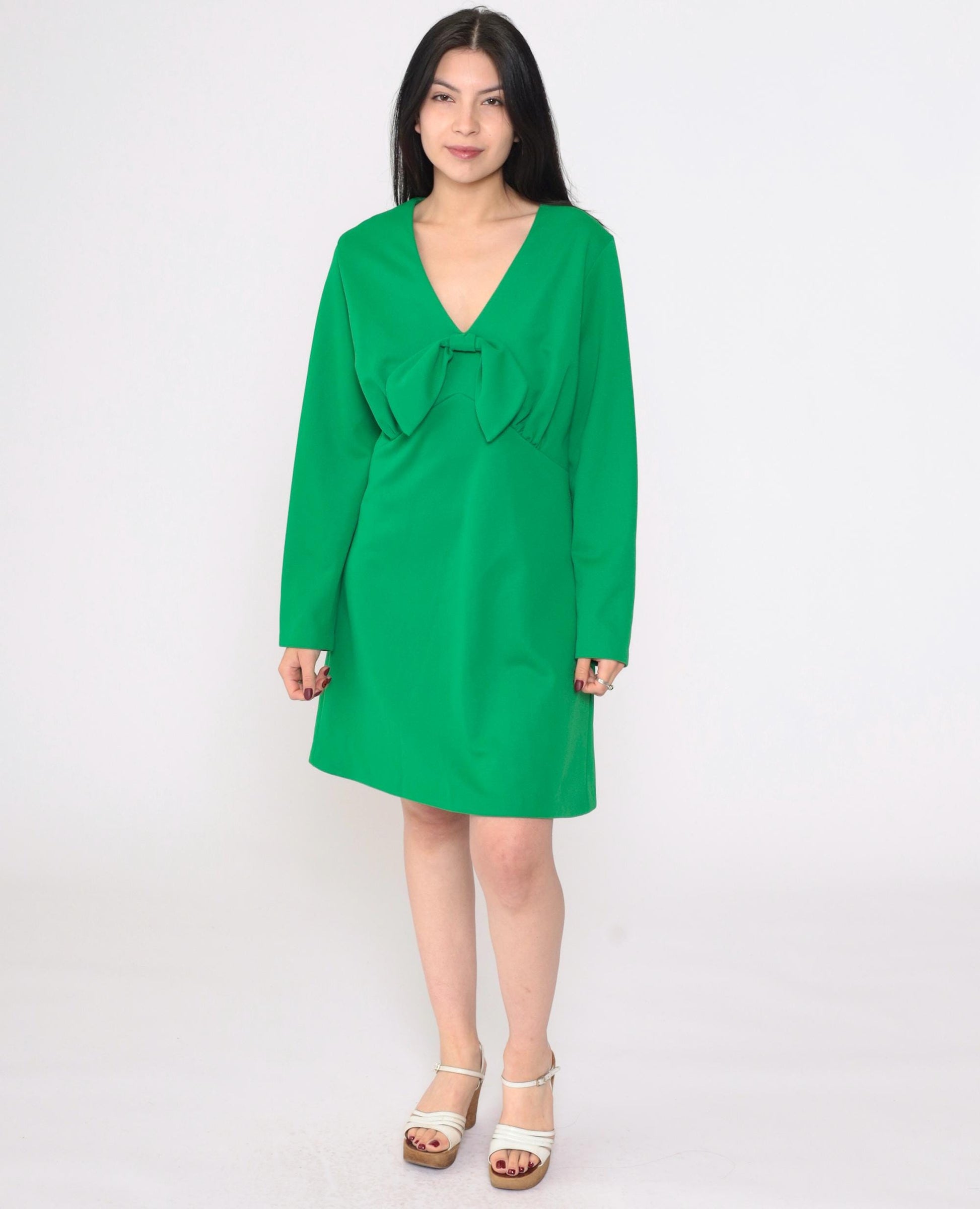 70s Green Babydoll Mini Dress Keyhole Back Empire Waist Long Sleeve Large
