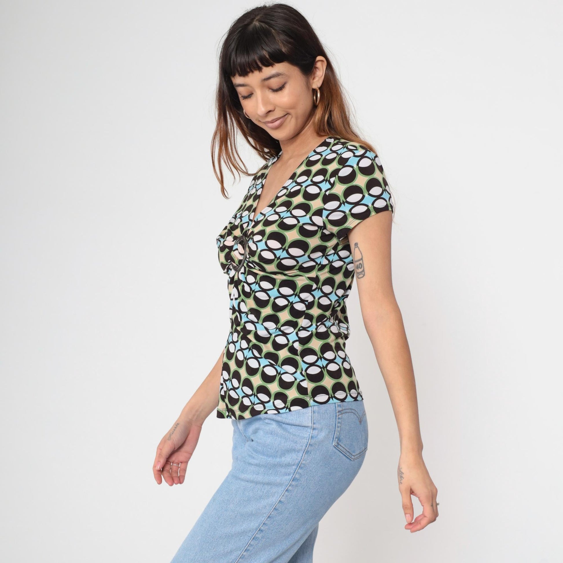 Y2K Geometric Print Top Green Black Blue O-Ring V-Neck Short Sleeve Small