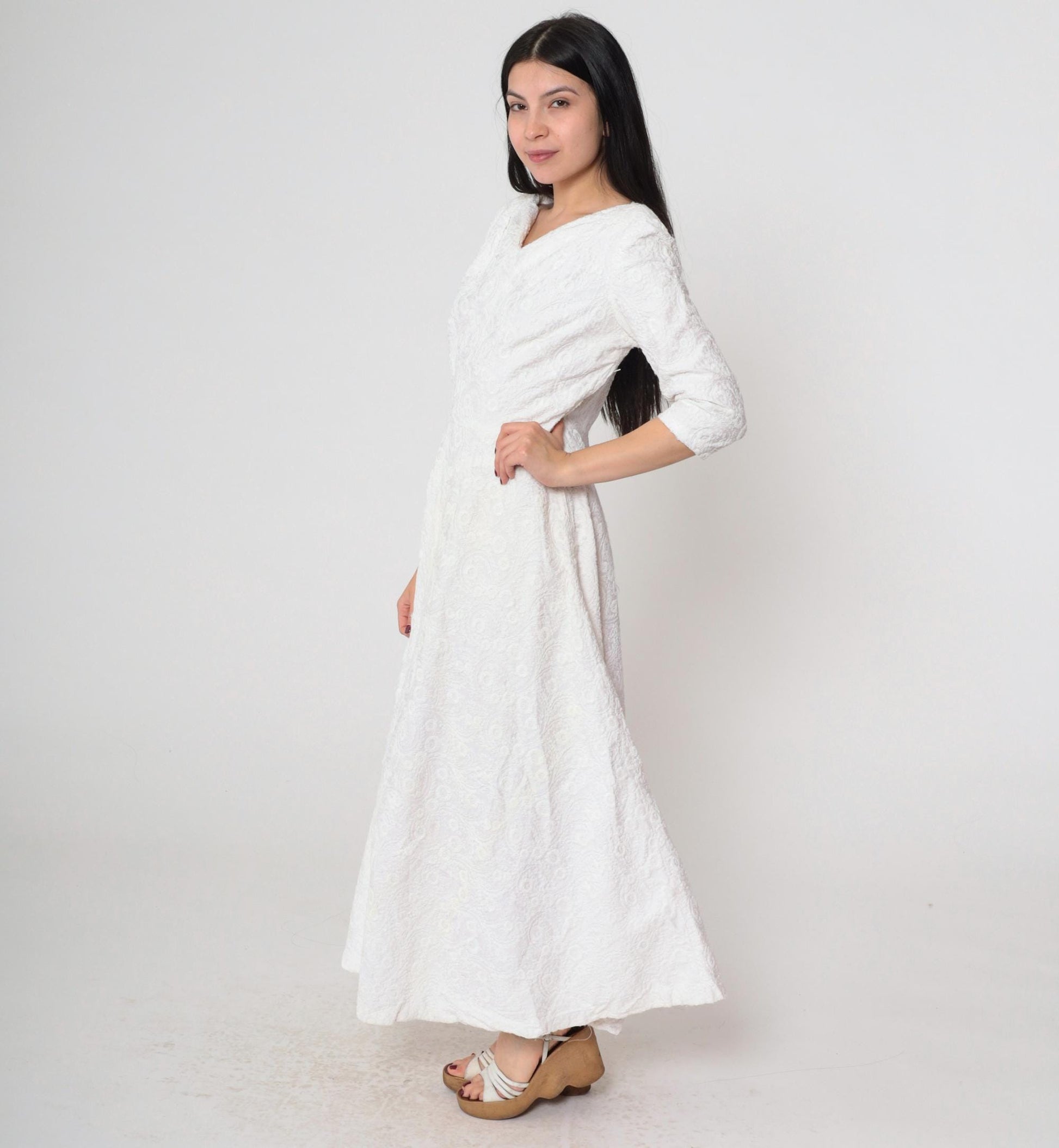 1940s White Floral Embroidered Dress V-Neck 3/4 Sleeve Midi Medium M