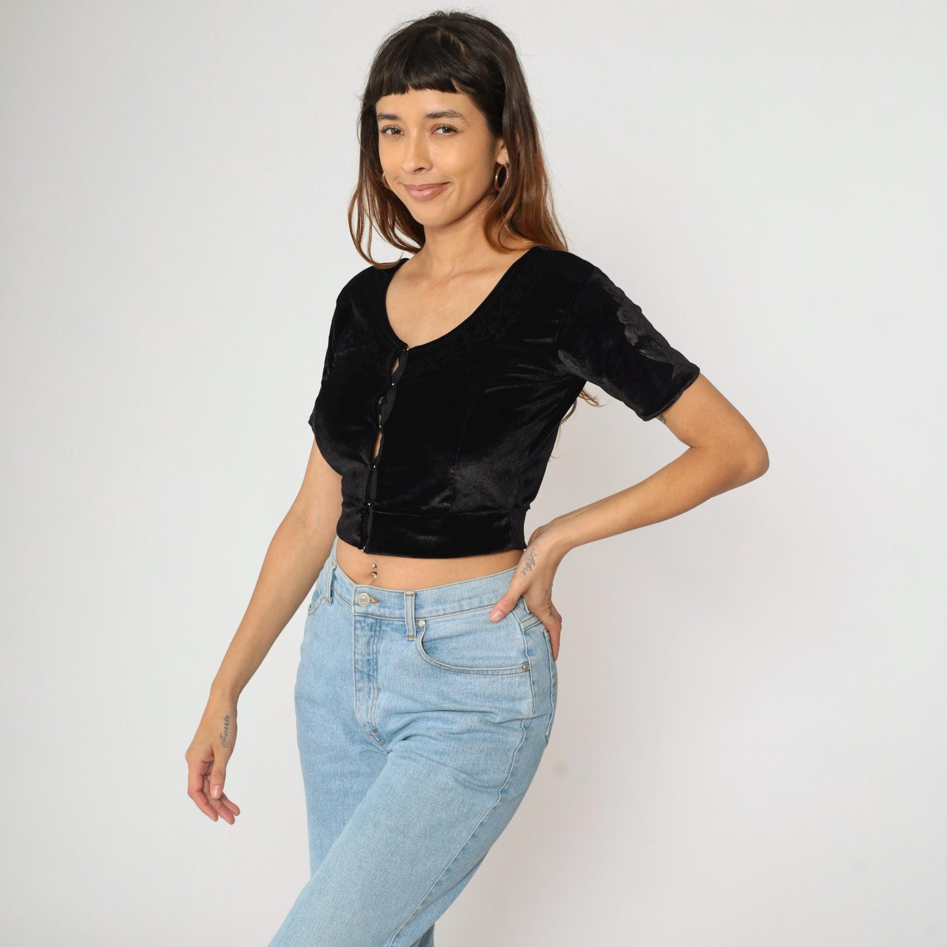 Y2K Black Velvet Crop Top Scoop Neck Short Sleeve Small S