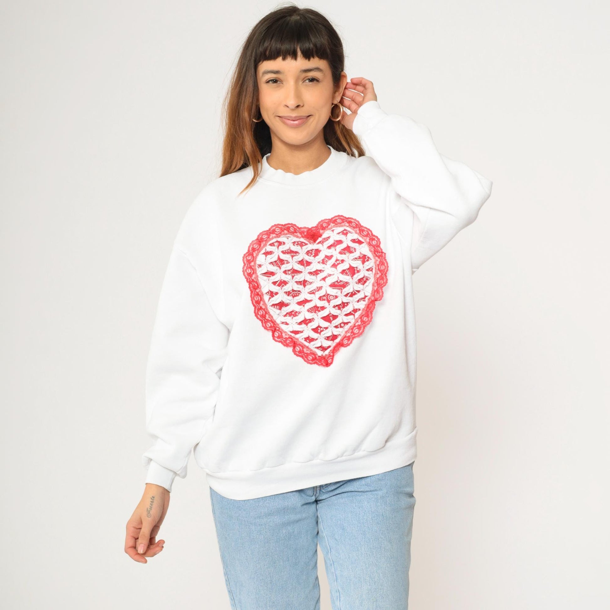 90s Jerzees White Sweatshirt Handkerchief Heart Red Lace Trim Extra Large XXL