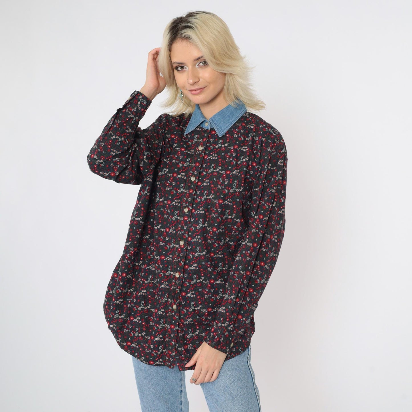 90s Floral Button-Up Blouse Red Green Blue Denim Collar Cotton Medium
