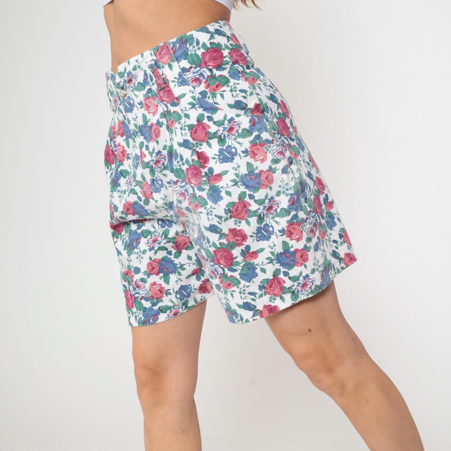 90s A. Byer White Floral Pleated High-Waisted Shorts Cotton Medium